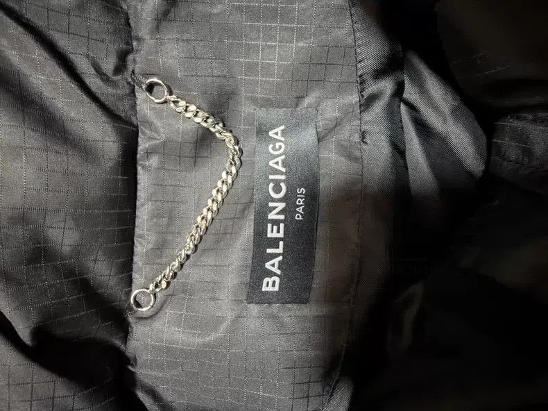 Balenciaga Balenciaga Bread Puffer Jacket Size US M / EU 48-50 / 2 - 5 Thumbnail