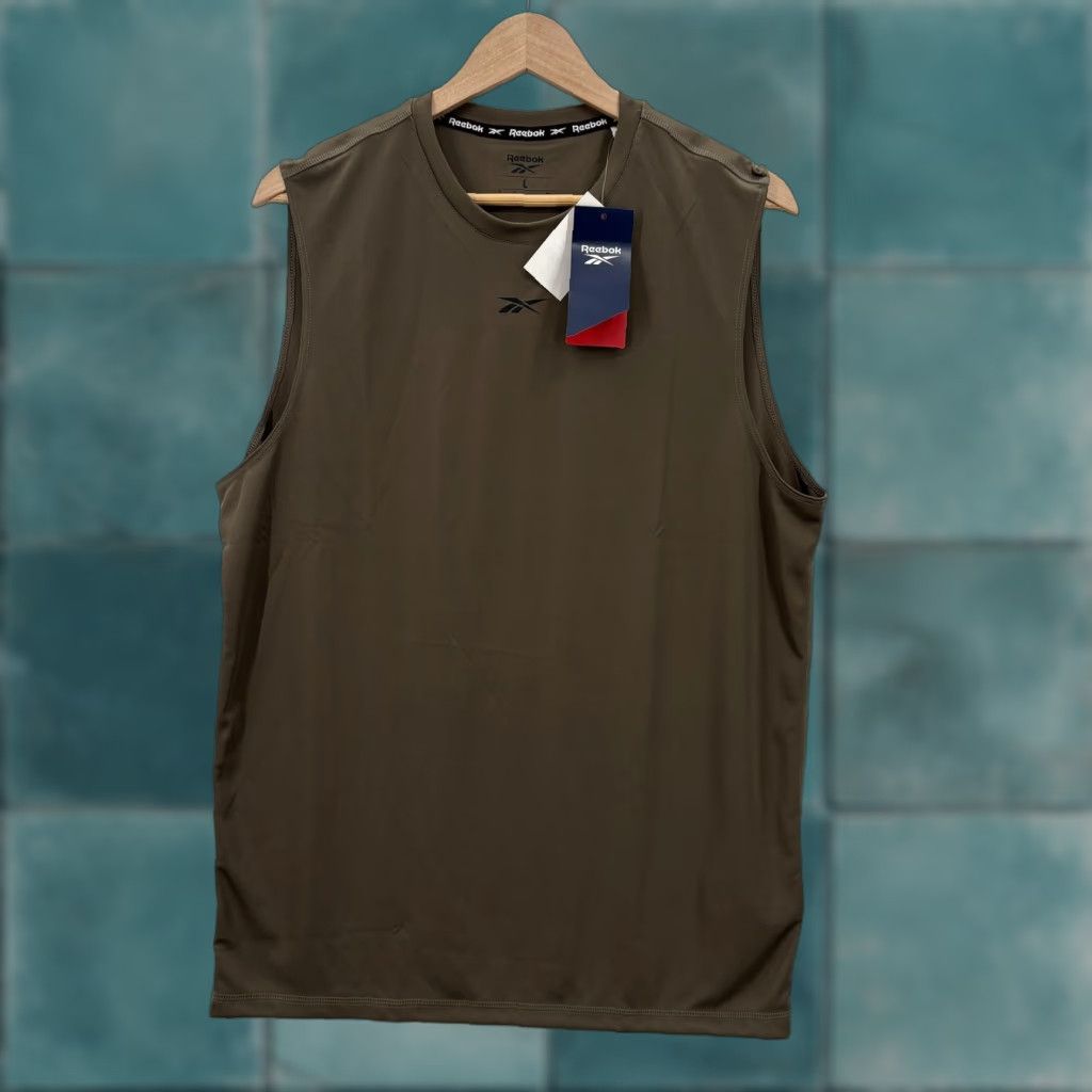 Reebok Reebok Shirt Mens Large Army Green Sleeveless Tech Tee Athletic Gym NWT ID Train Size US L / EU 52-54 / 3 - 1 Thumbnail