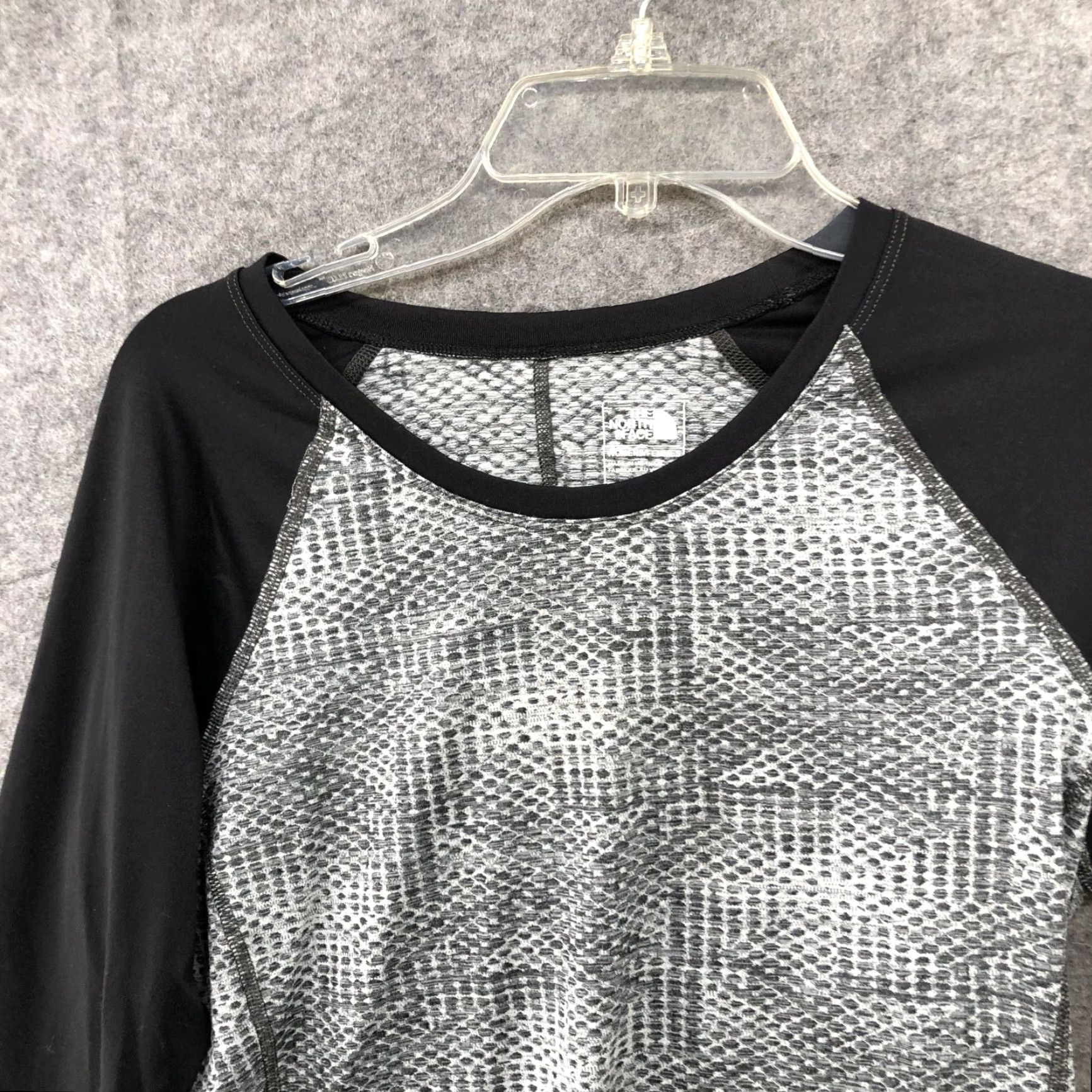 The North Face The North Face Active Long Sleeve T Shirt Womens M Motivation Flash Dry Running Size M / US 6-8 / IT 42-44 - 3 Thumbnail