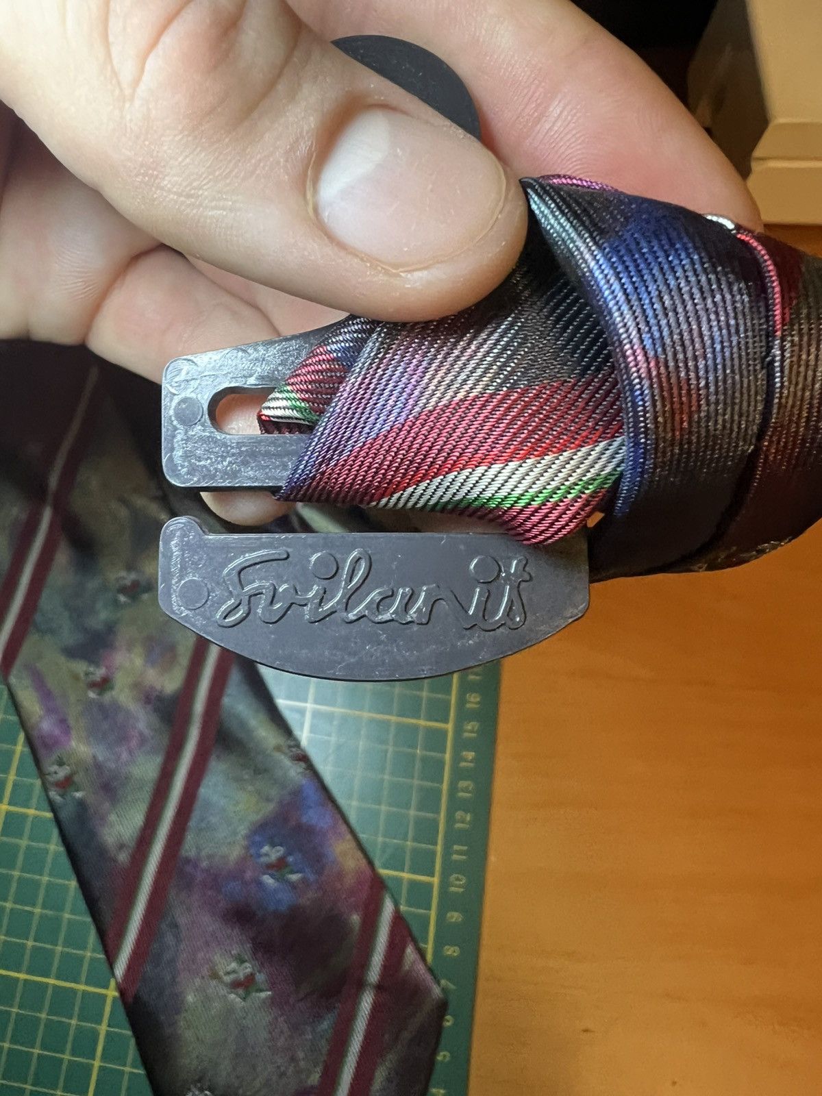 Vintage Vintage Svilanit Italian mouse flag multi colour necktie Size ONE SIZE - 8 Thumbnail