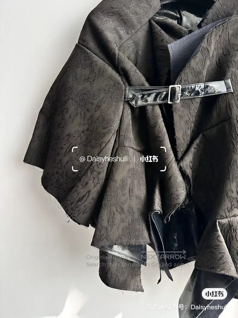 Other Comme Des Garcons Asymmetric patchwork jacket, leather Size S / US 4 / IT 40 - 6 Thumbnail