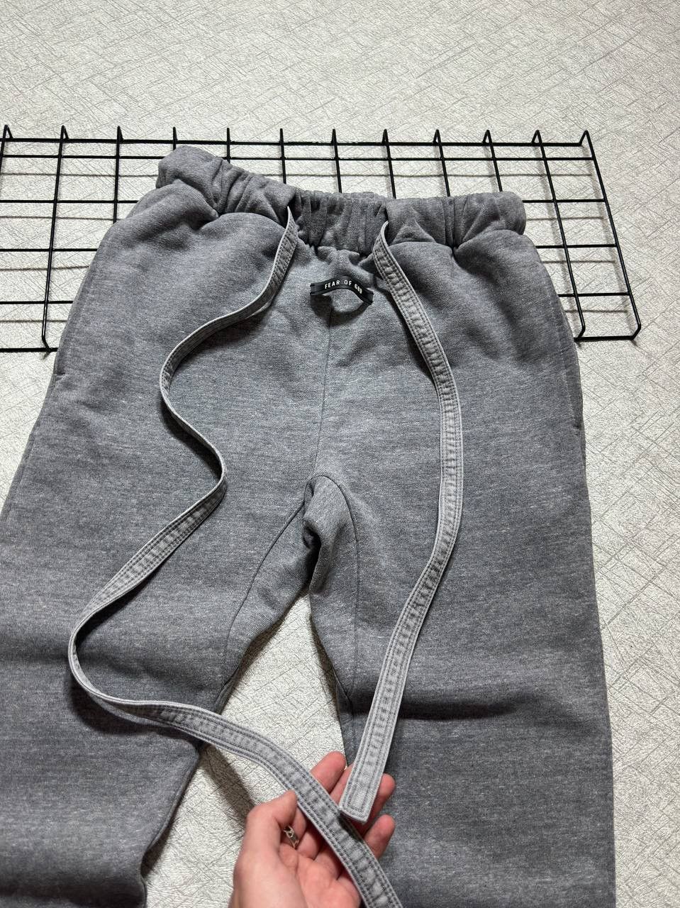 Fear of God Archive Hype Fear of God Sixth Collection Sweatpants Pants Size US 28 / EU 44 - 3 Thumbnail