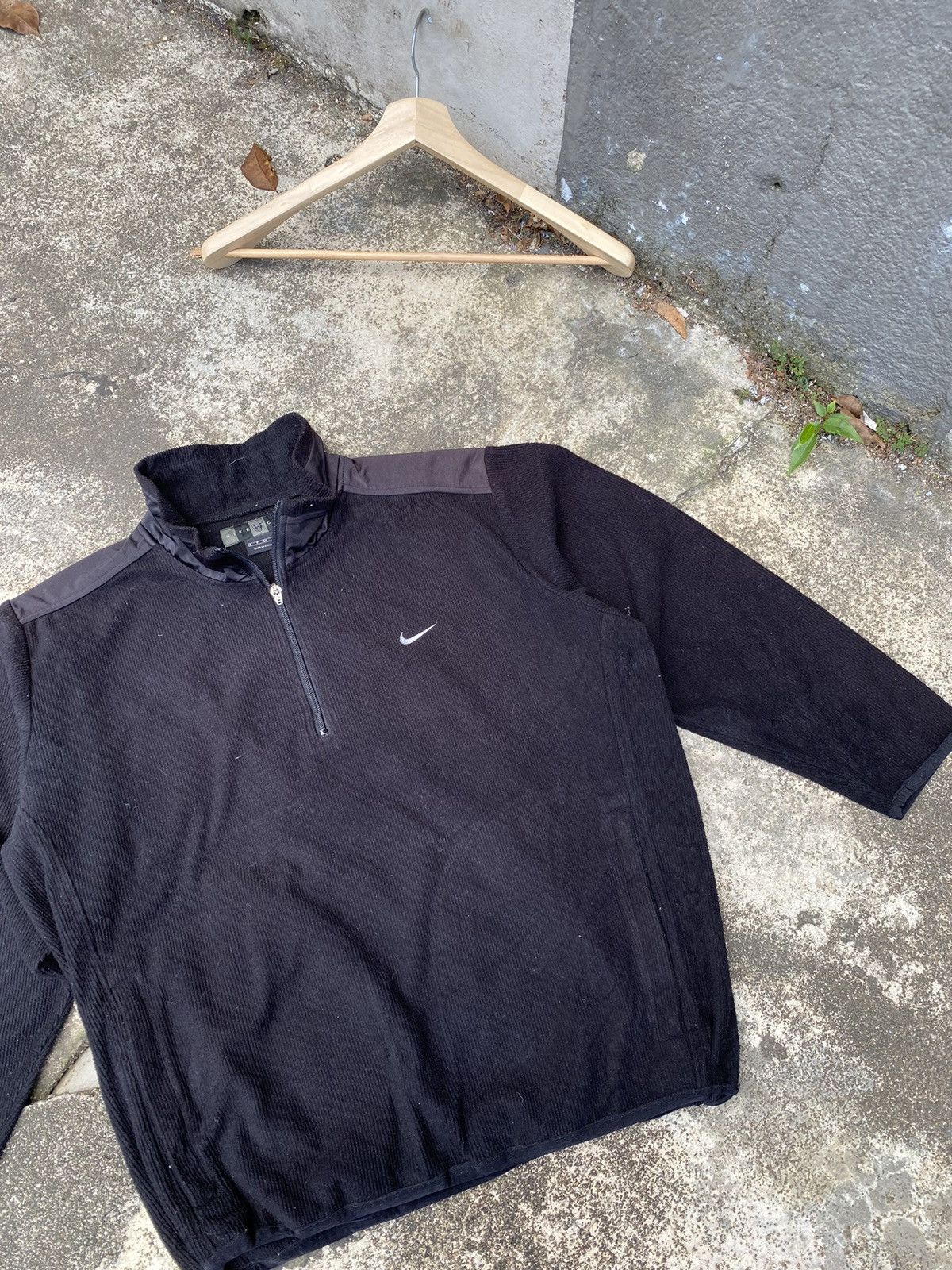 Vintage Vintage Nike Golf 90s Half Zipper - size 23.7” x 25.7” Size US S / EU 44-46 / 1 - 3 Thumbnail
