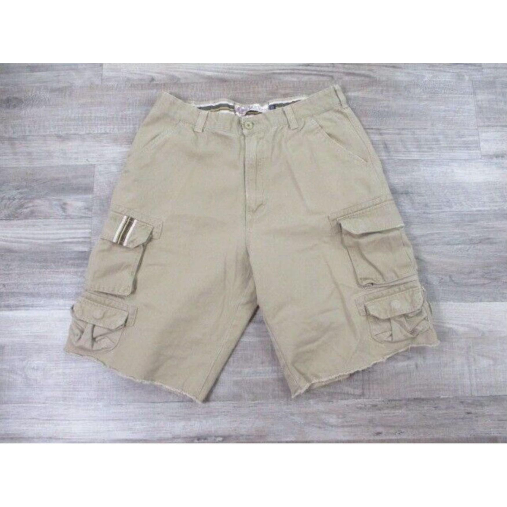 Plugg co cargo shorts shop
