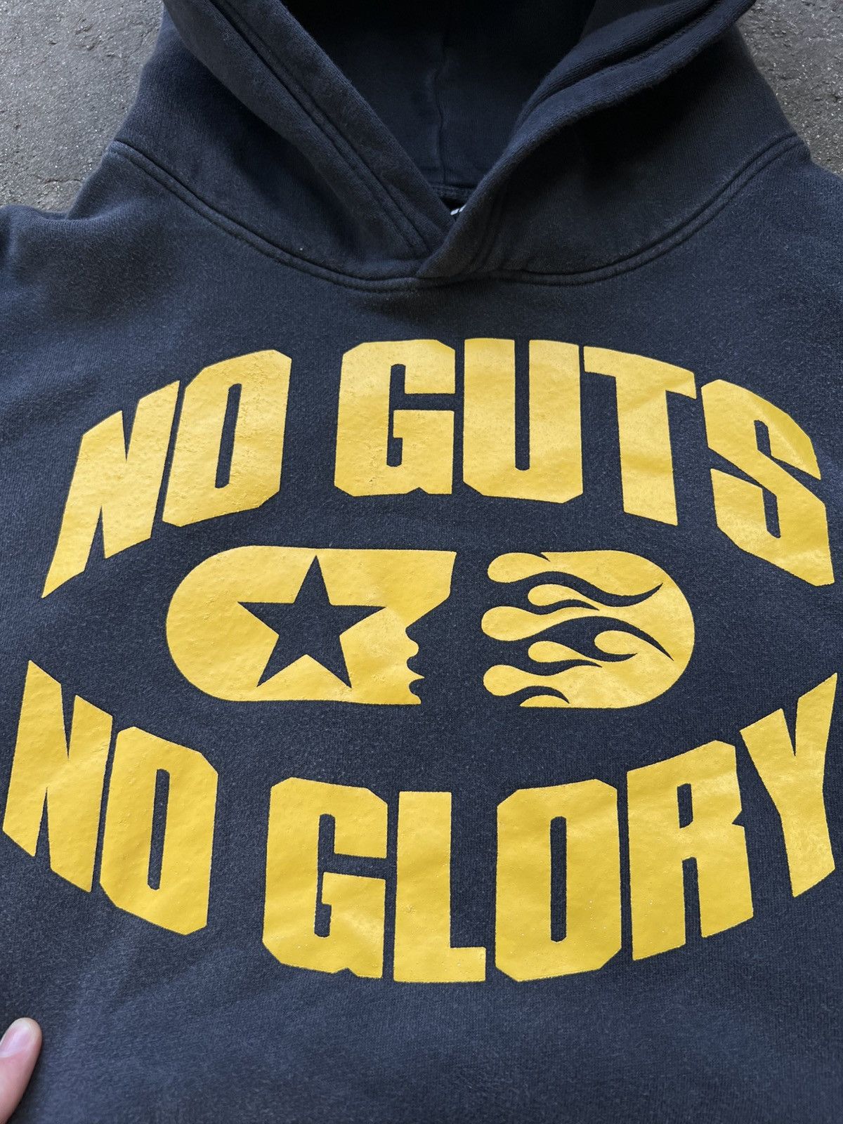 HELLSTAR FW23 HELLSTAR NO GUTS NO GLORY BLACK FADED BOXIE HOODIE AOP Size US L / EU 52-54 / 3 - 8 Thumbnail
