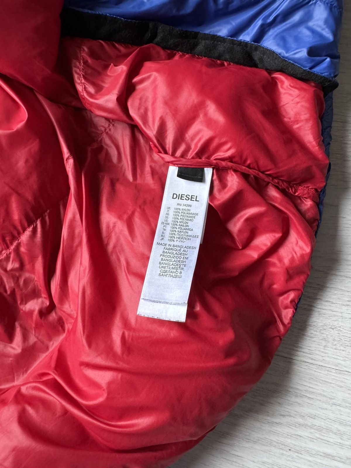 Diesel Diesel Colorblock Puffer Jacket Blue Black Red Hooded Size US S / EU 44-46 / 1 - 12 Thumbnail