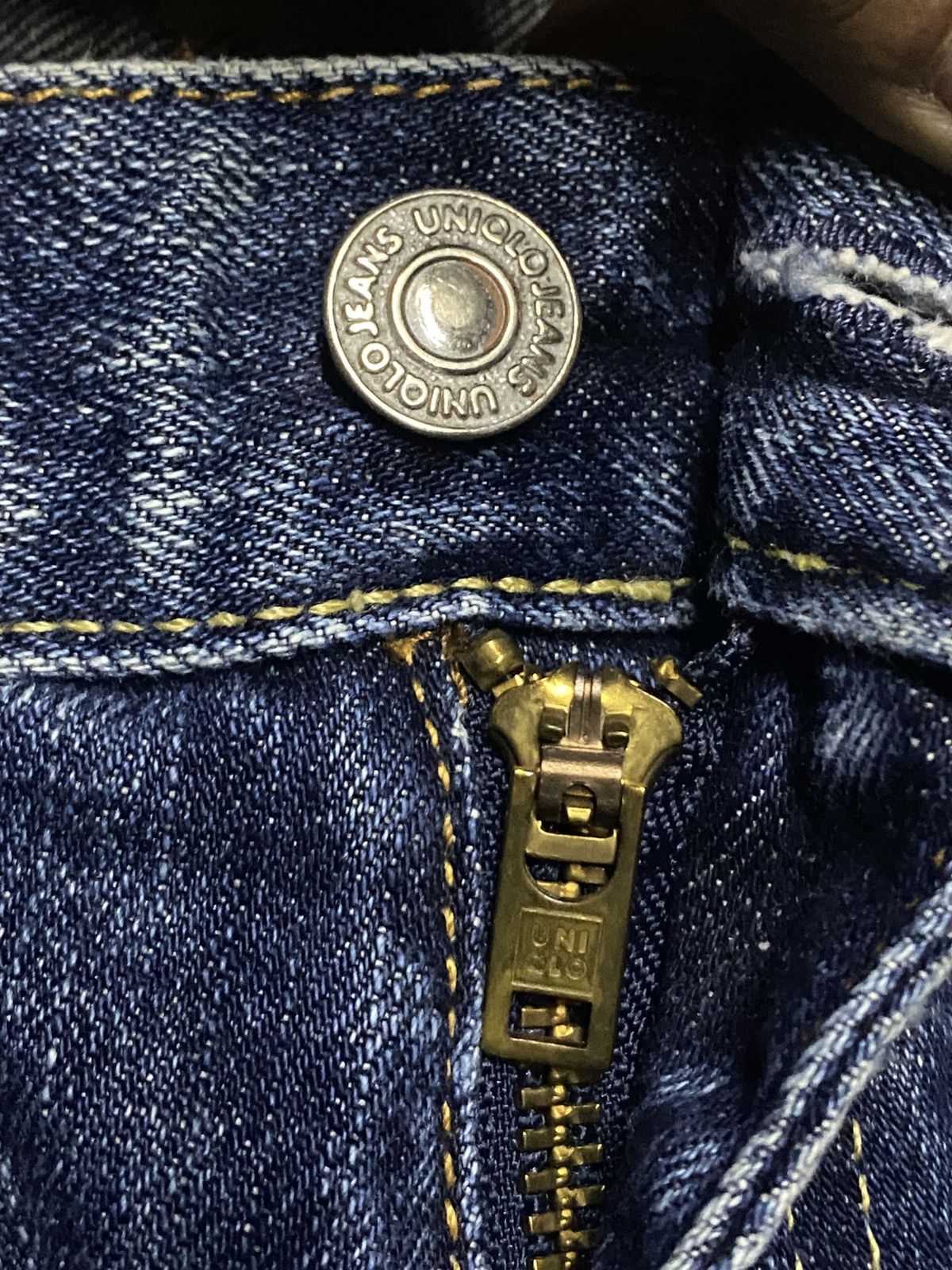 Japanese Brand Vintage Uniqlo S-002 Fade Wash Distressed Baggy Jeans Size US 30 / EU 46 - 9 Thumbnail