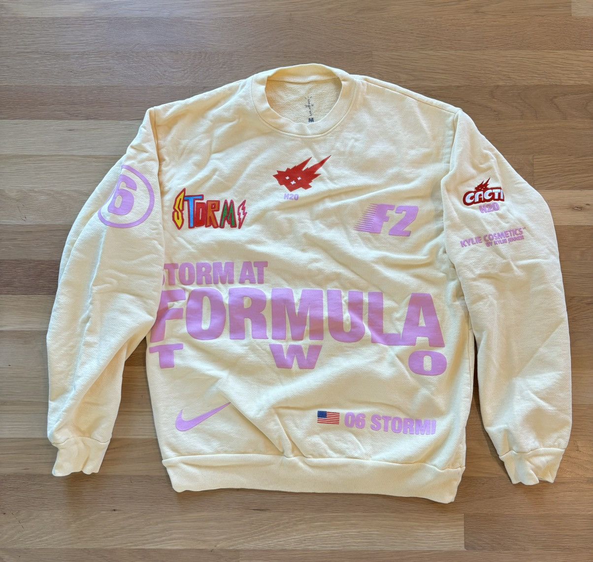 Travis Scott RARE Travis Scott Stormi Birthday Formula Two F2 Crewneck Size US M / EU 48-50 / 2 - 1 Thumbnail
