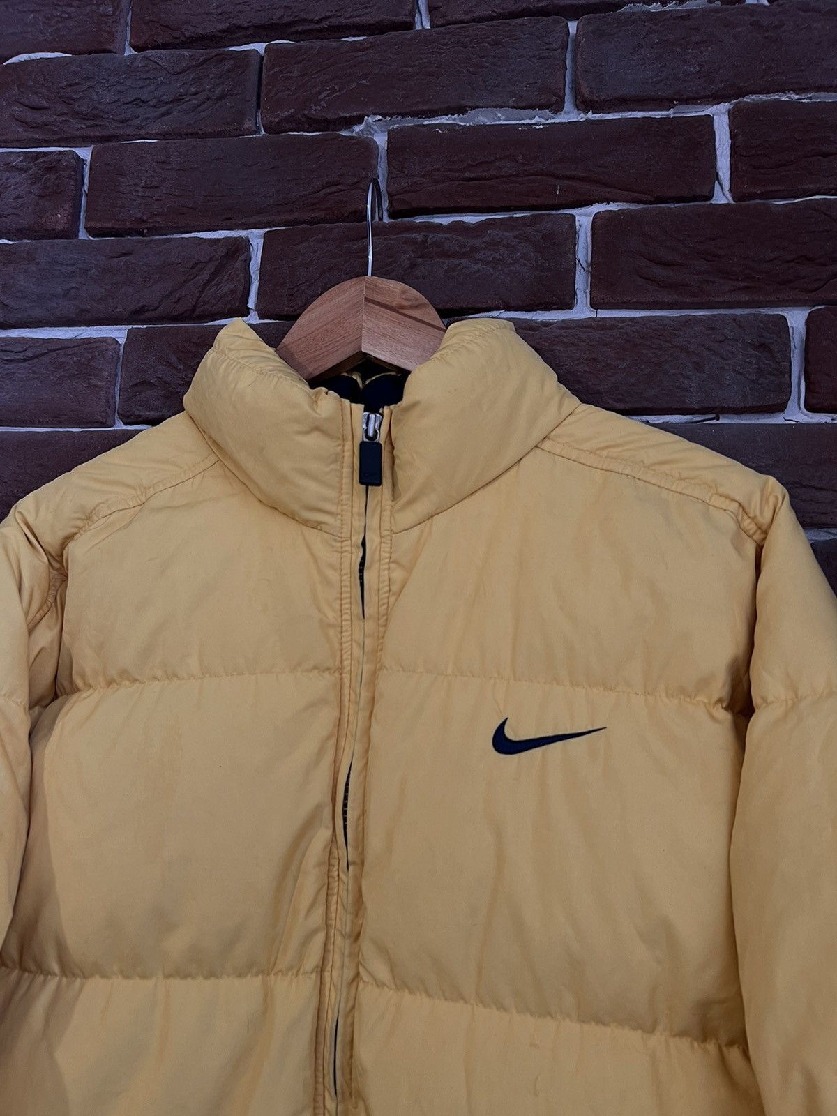 Nike Rare Vintage 90s Nike Puffer Jacket Yellow Hype Streetwear Size US M / EU 48-50 / 2 - 8 Thumbnail