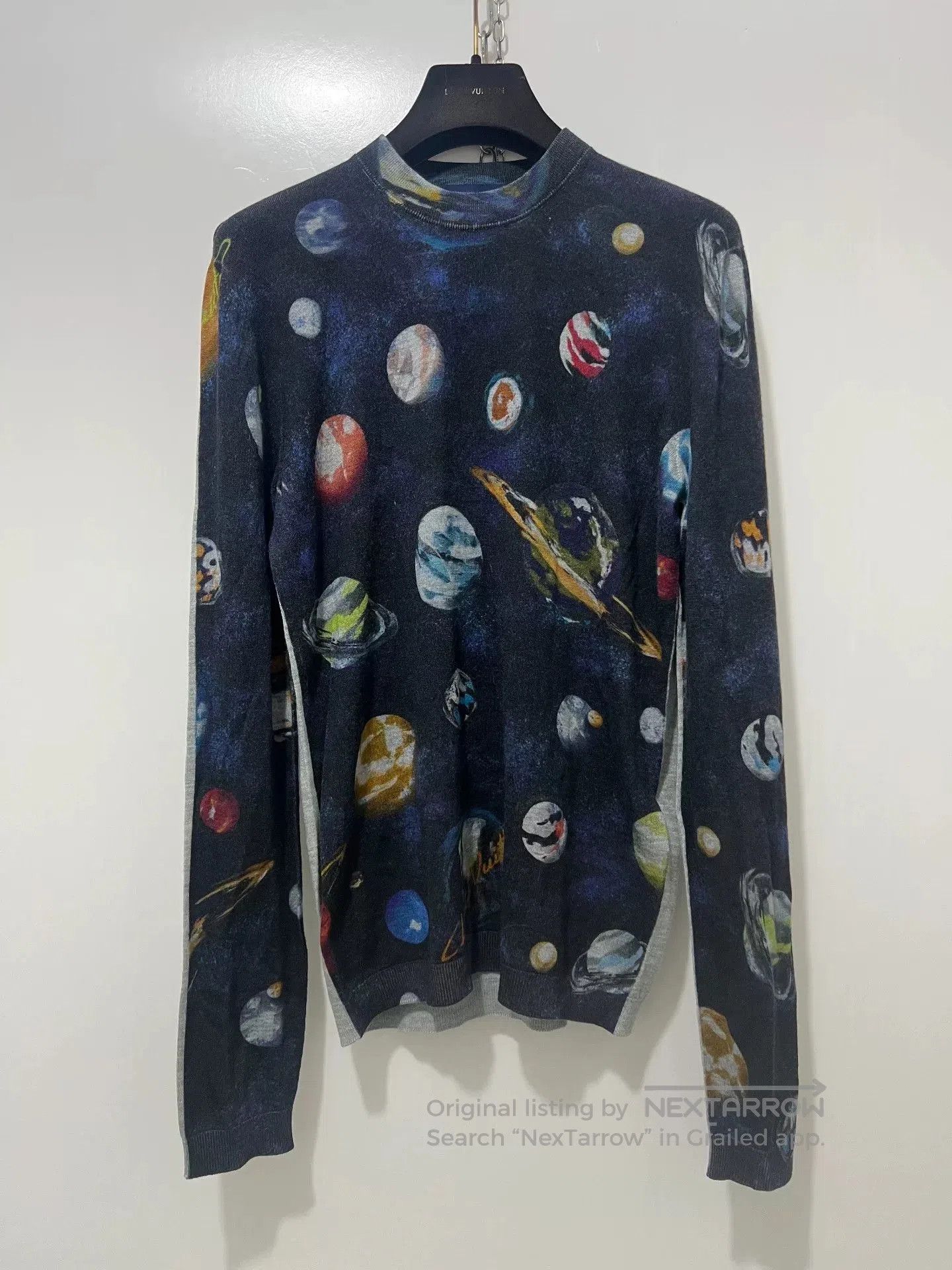 Louis Vuitton Men's Casual Crewneck Shirt.