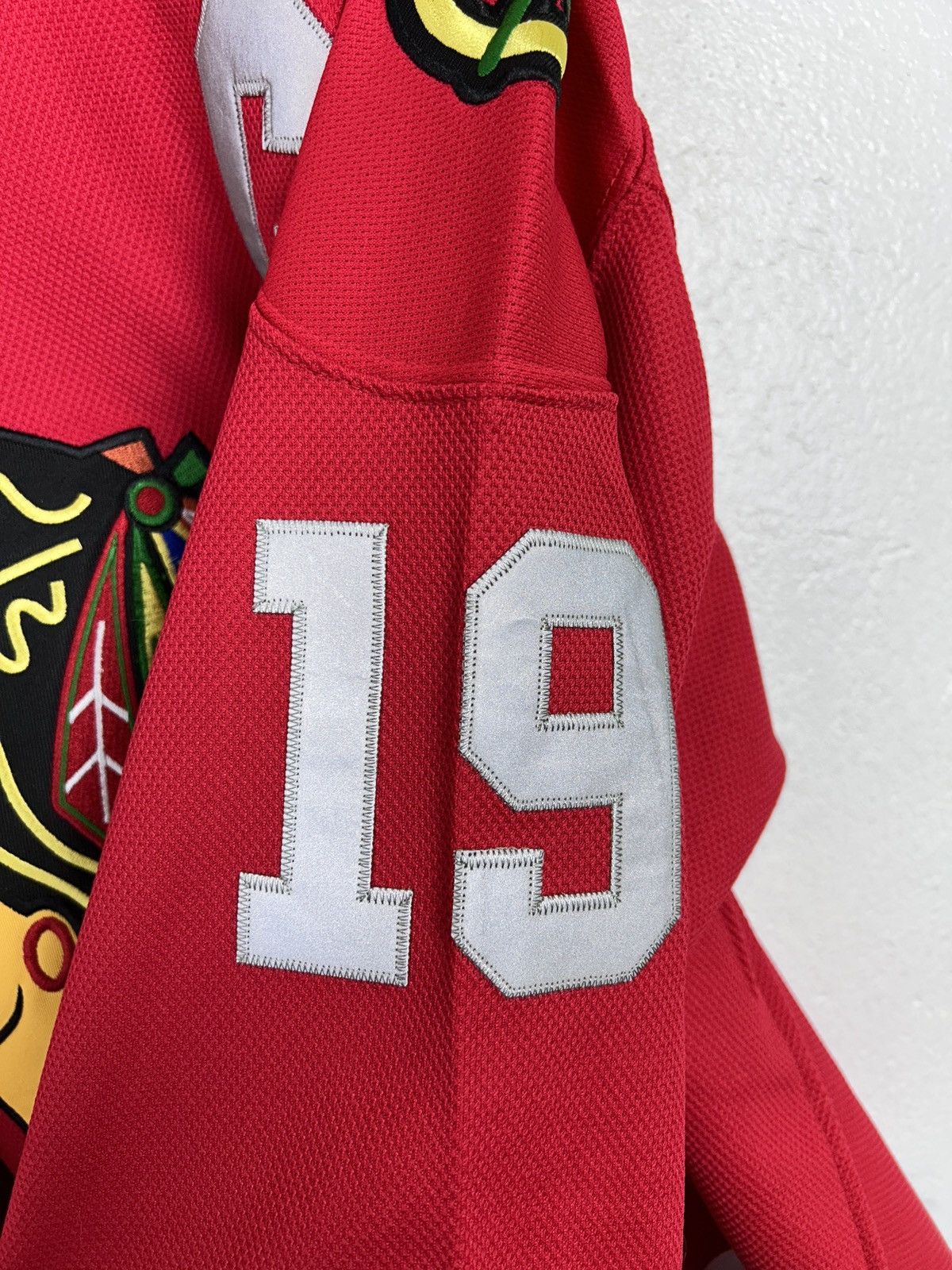 NHL BNWT Reebok NHL Chicago Blackhawks #19 Toews Jersey Size US XXL / EU 58 / 5 - 5 Thumbnail