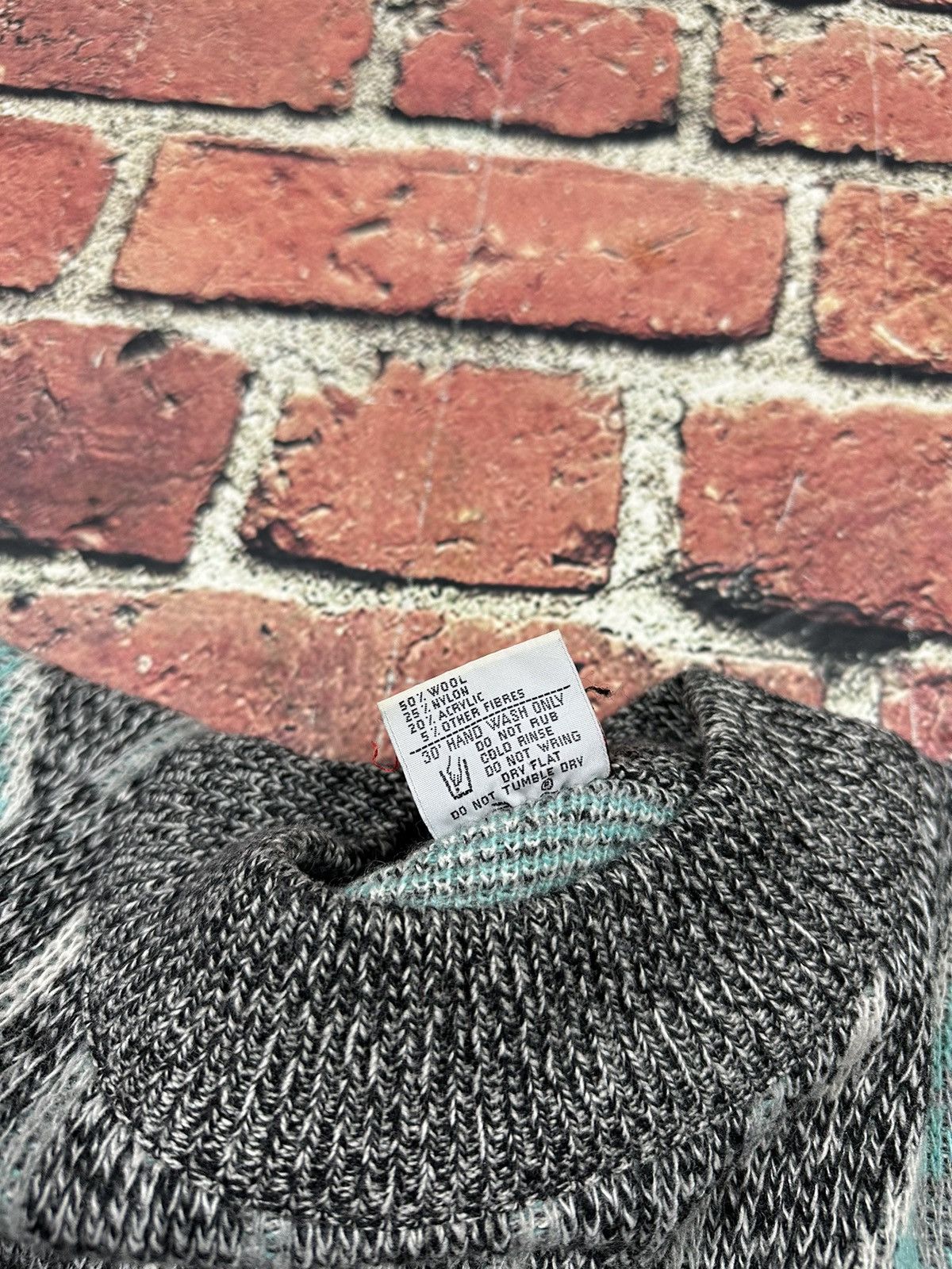Vintage Vintage Forum Wool Blend Sweater Geometric Mock Neck Italy Size US S / EU 44-46 / 1 - 8 Thumbnail