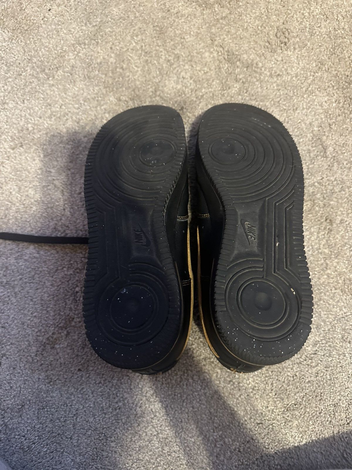 Nike Black and gold Airforce 1 Size US 10 / EU 43 - 4 Thumbnail