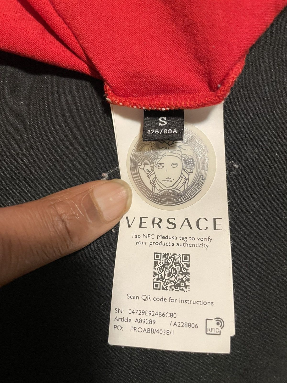 Versace Red versace short sleeve Size US S / EU 44-46 / 1 - 4 Thumbnail