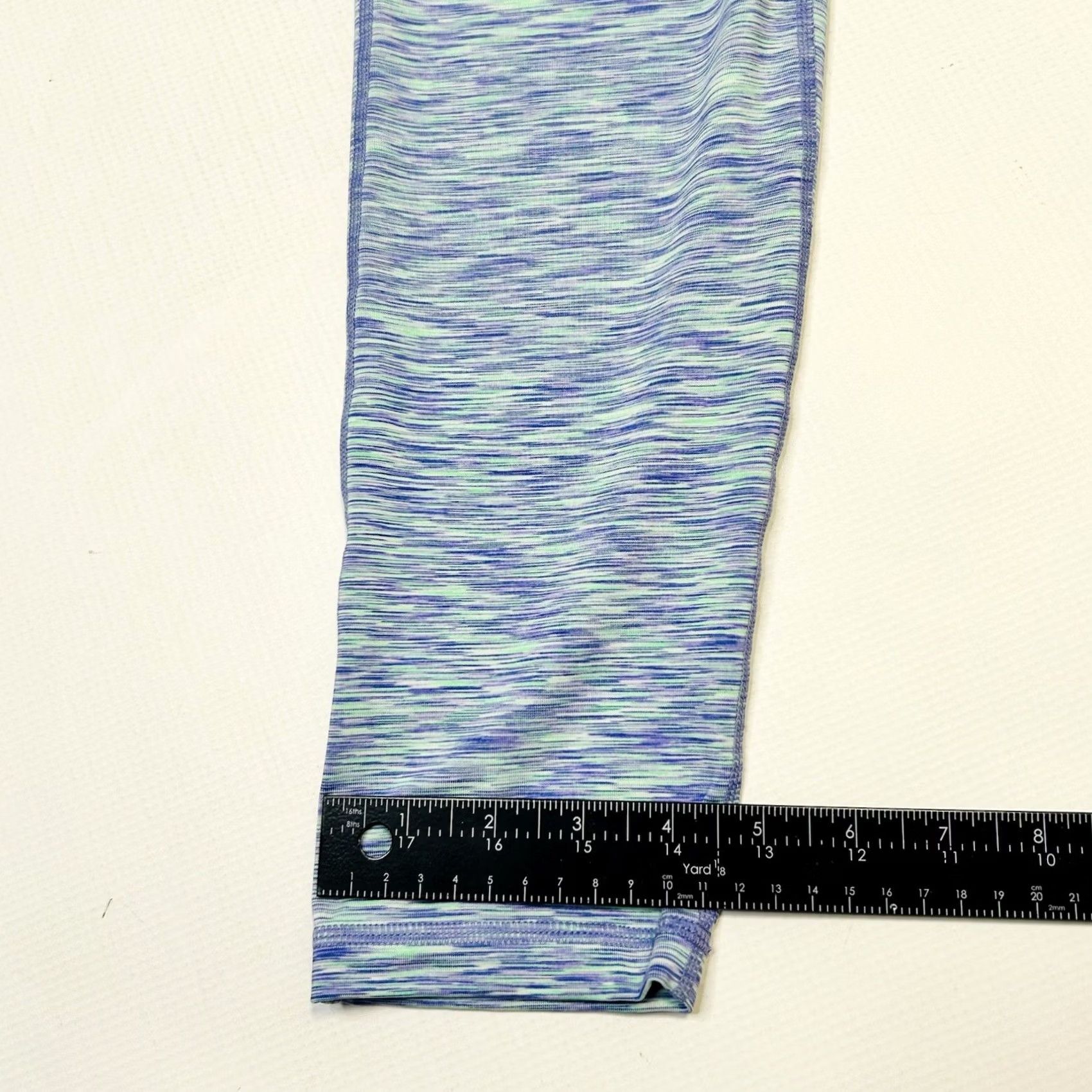 Nike Nike Pro Space-Dyed Cropped Tights Women M Multicolor Space Glow Compression Moisture Wicking 82% Polyester 18% Spandex Athletic Leggings Size ONE SIZE - 6 Thumbnail