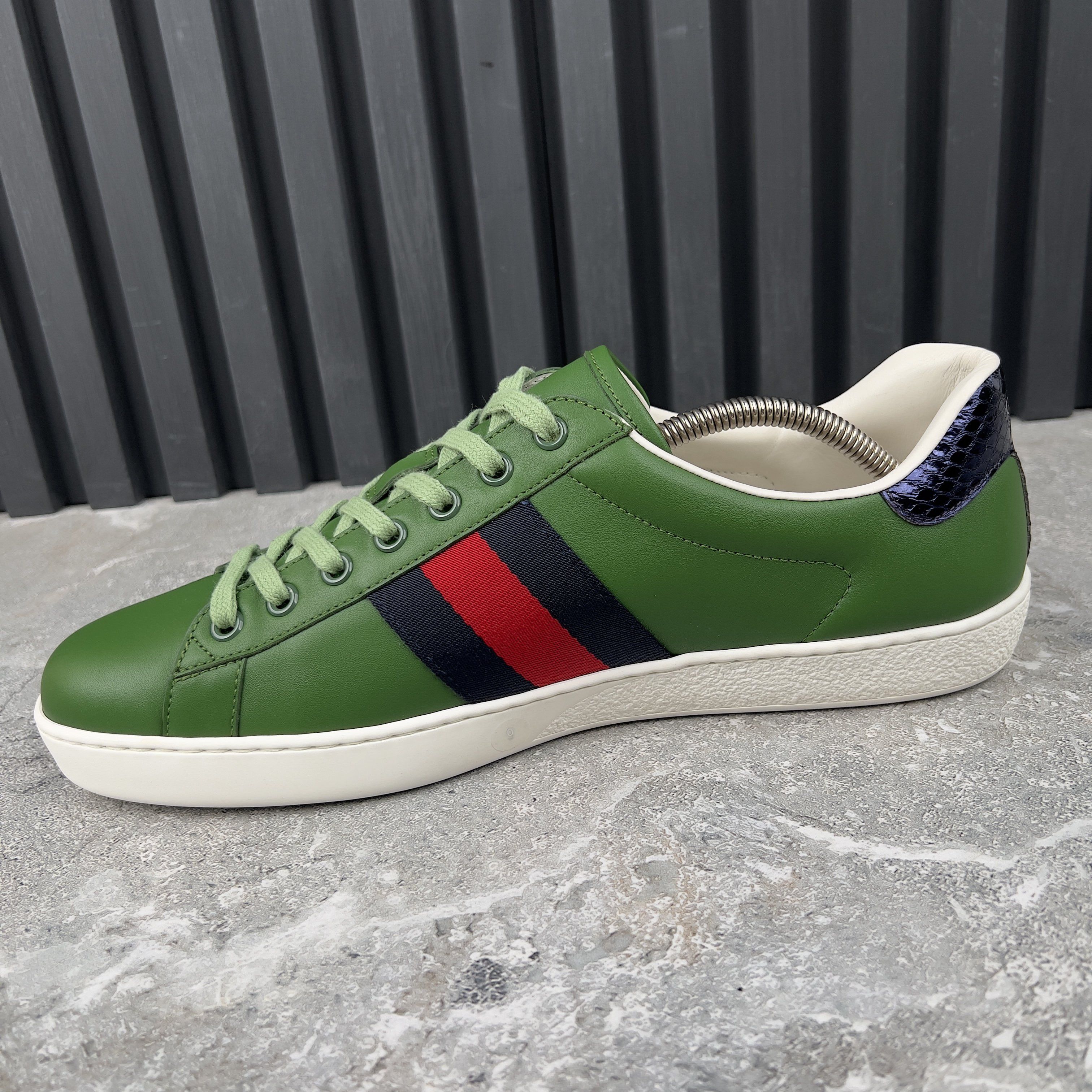 Gucci Special Edition Ace Web Sneakers Tiger Embroidered Leather Size US 9.5 / EU 42-43 - 5 Thumbnail