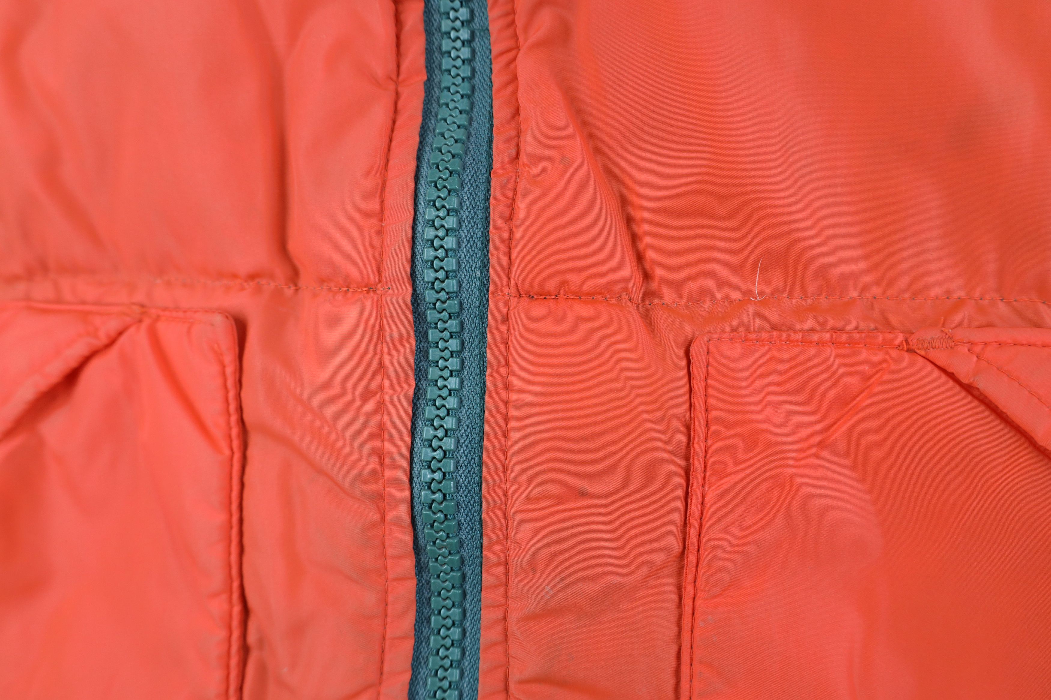 Vintage Vintage 70s Streetwear Reversible Duck Puffer Vest Jacket Size US M / EU 48-50 / 2 - 7 Thumbnail