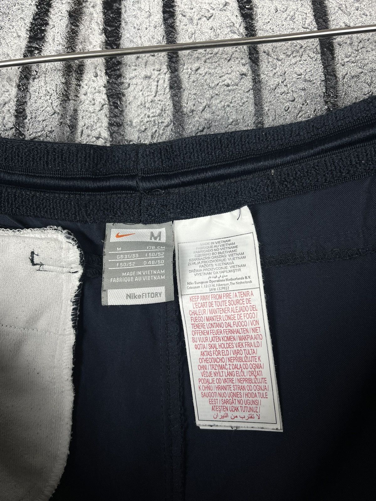 Nike × Vintage Y2K Nike Court Vintage Men’s Shorts Size US 34 / EU 50 - 6 Thumbnail