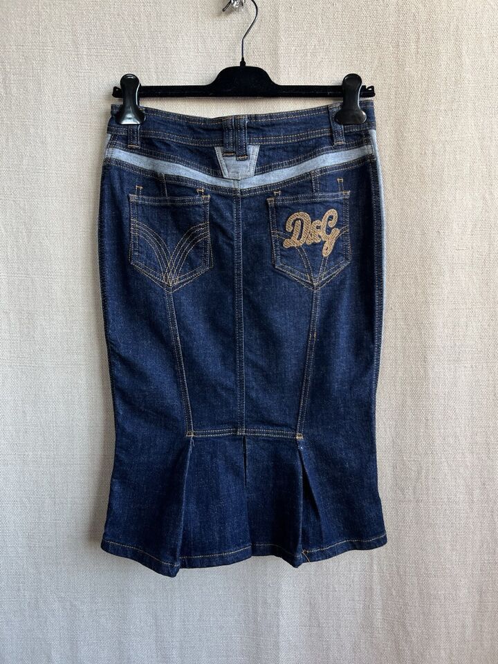 Dolce & Gabbana Dolce & Gabbana Knee Length Denim Skirt Blue Size S Size 28" / US 6 / IT 42 - 7 Thumbnail