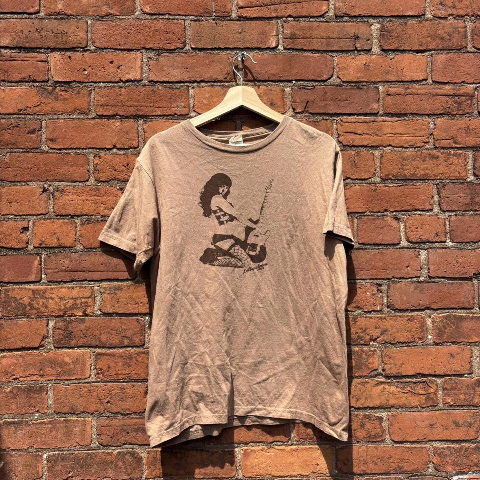 Other Vintage lollapalooza 2009 t shirt 2009 M/L Size US L / EU 52-54 / 3 - 1 Thumbnail