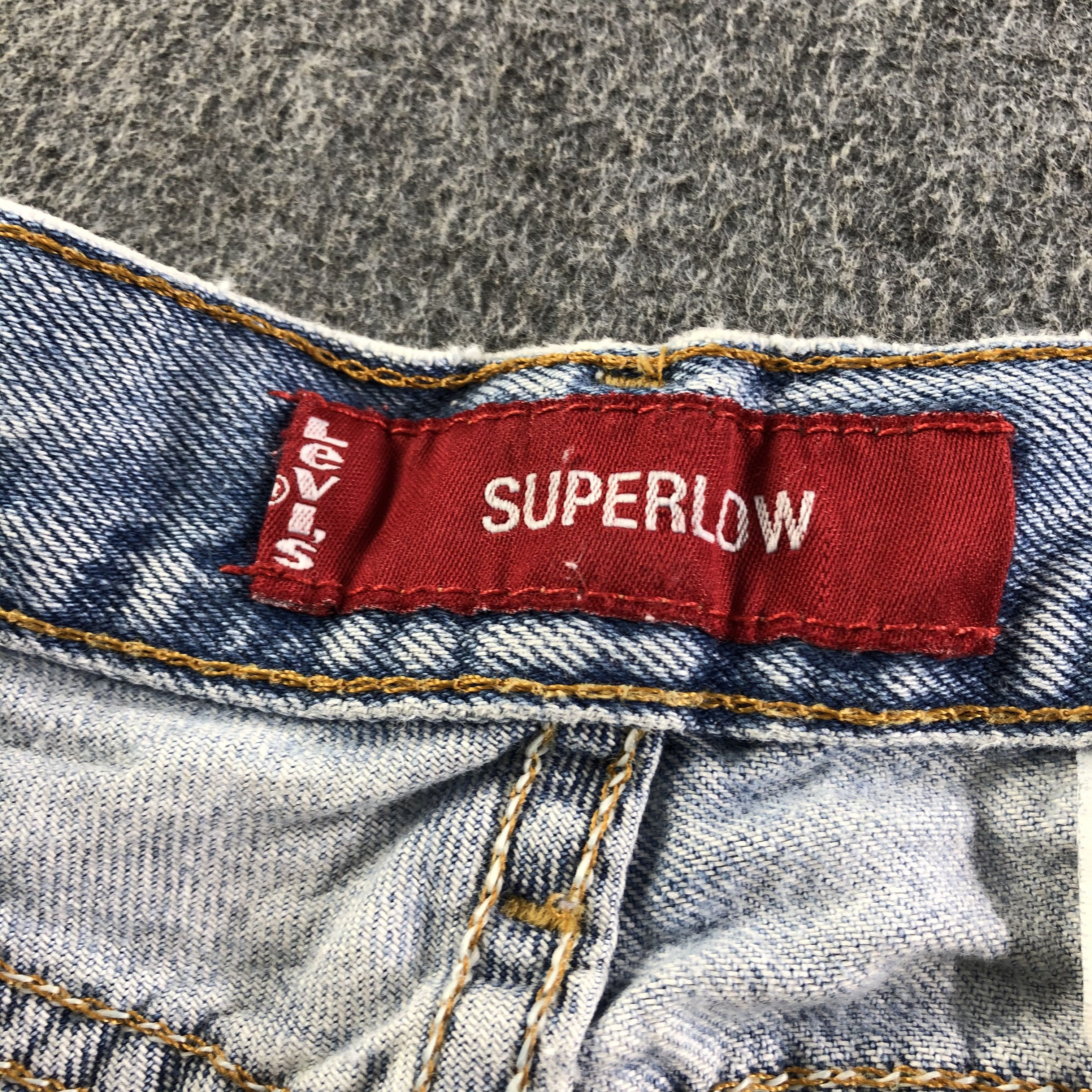 Levi's Vintage Light Wash Levis 518 Jeans-J3245 Size US 30 / EU 46 - 11 Thumbnail