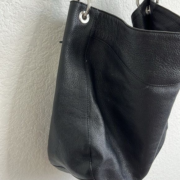 Ralph Lauren Ralph Lauren Collection Proprietor Black Leather Shoulder Ba Size ONE SIZE - 7 Thumbnail