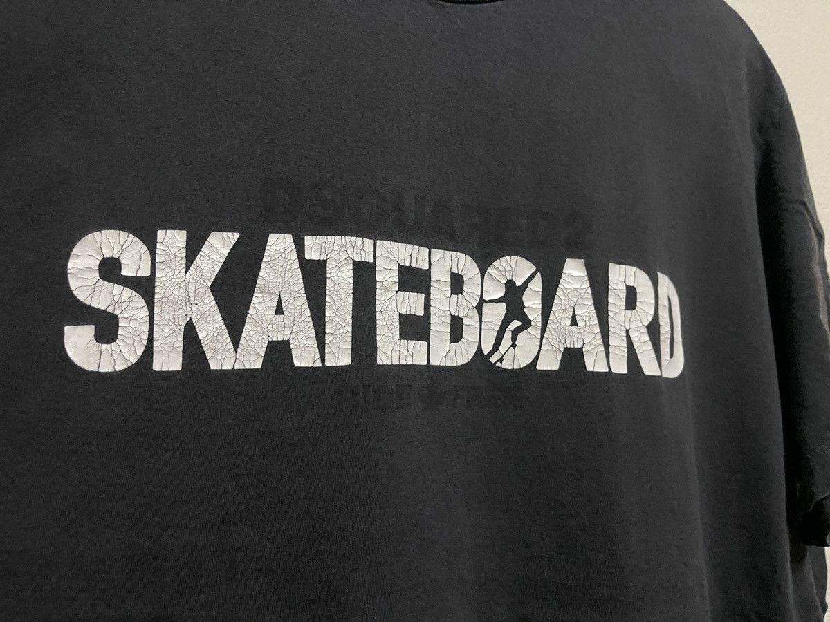 Dsquared2 Skateboard Dsquared2 T Shirt. Size US XXL / EU 58 / 5 - 4 Thumbnail