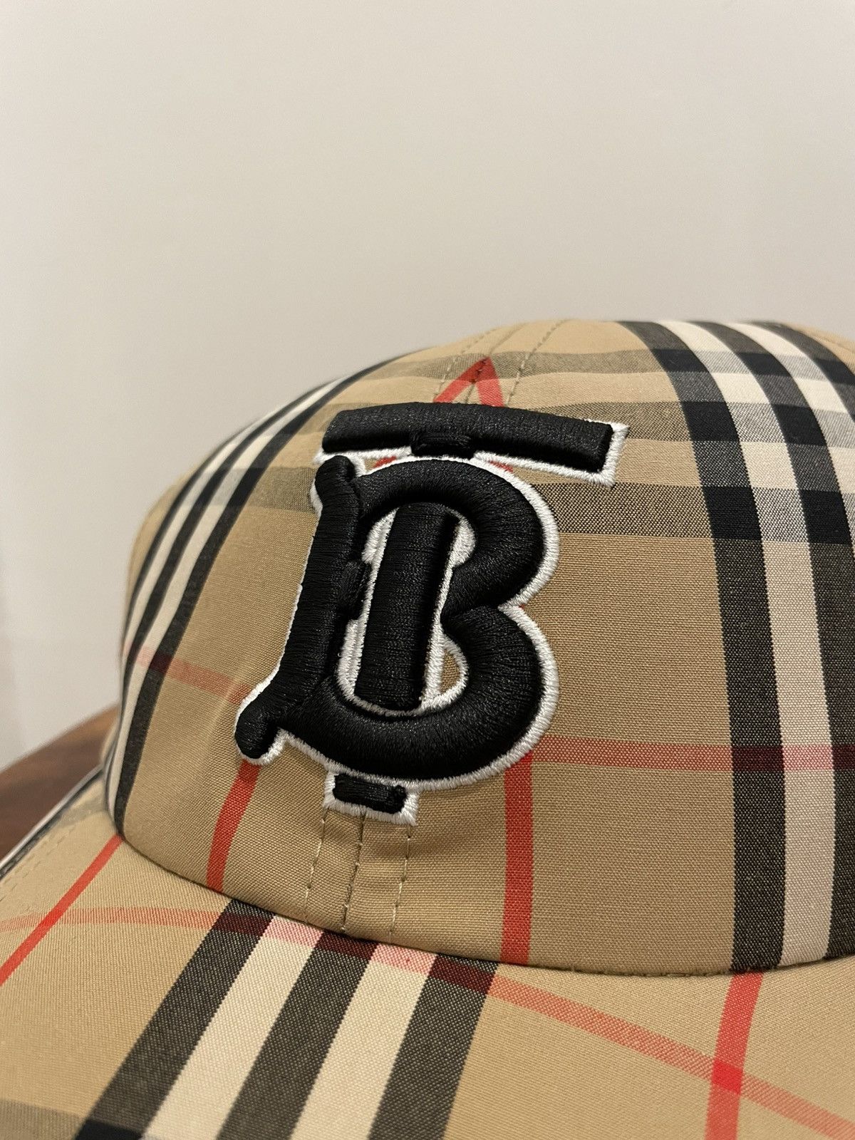 Burberry Burberry TB Vintage Check Baseball Cap Size ONE SIZE - 4 Thumbnail