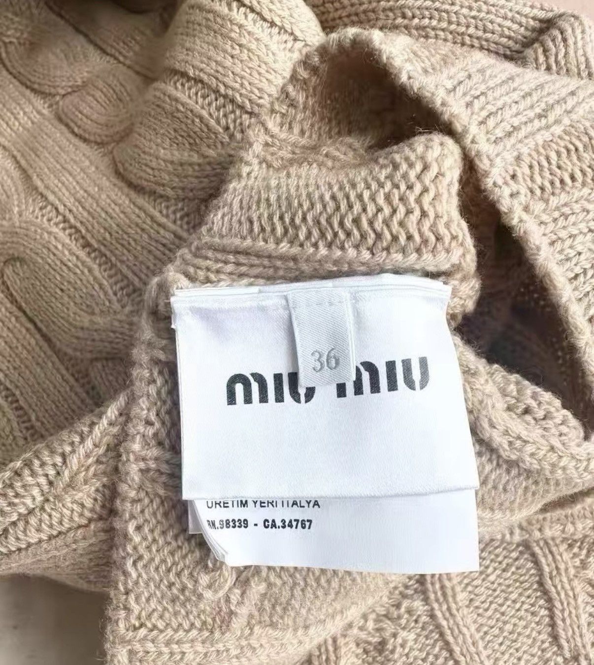 Miu Miu Miu Miu Classic High-Waist Cropped Cashmere Sweater J33 Size XS / US 0-2 / IT 36-38 - 7 Thumbnail