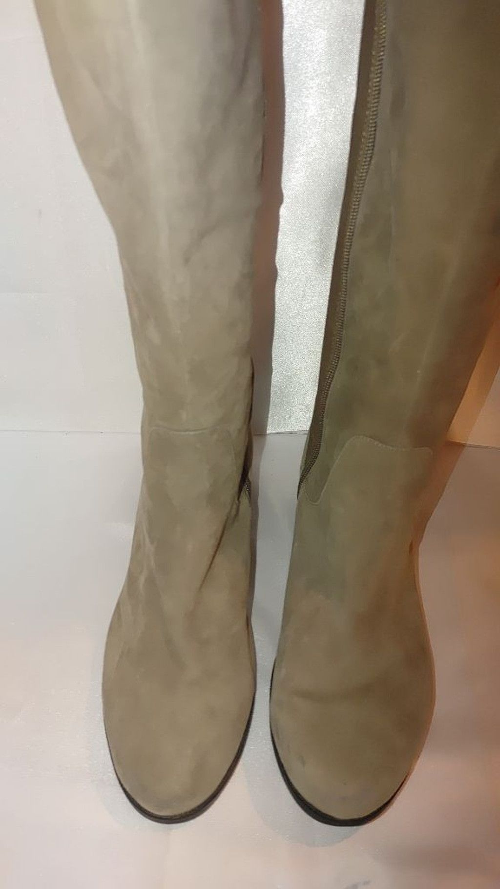 The Unbranded Brand Marc Fisher Incept Suede Boots Size 9.5M Size US 8 / IT 38 - 4 Thumbnail