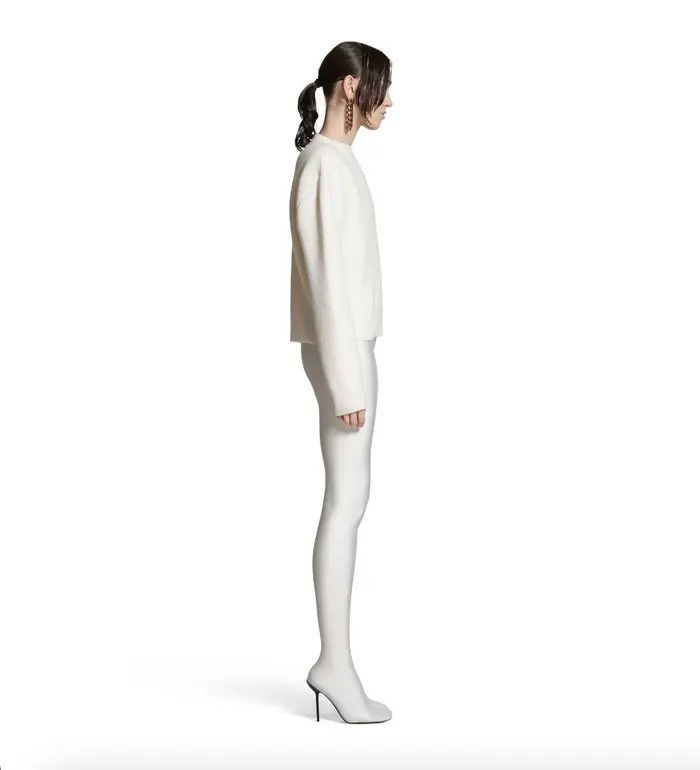 Balenciaga o1bcso1str0326 Sweater in White Size XS / US 0-2 / IT 36-38 - 4 Thumbnail