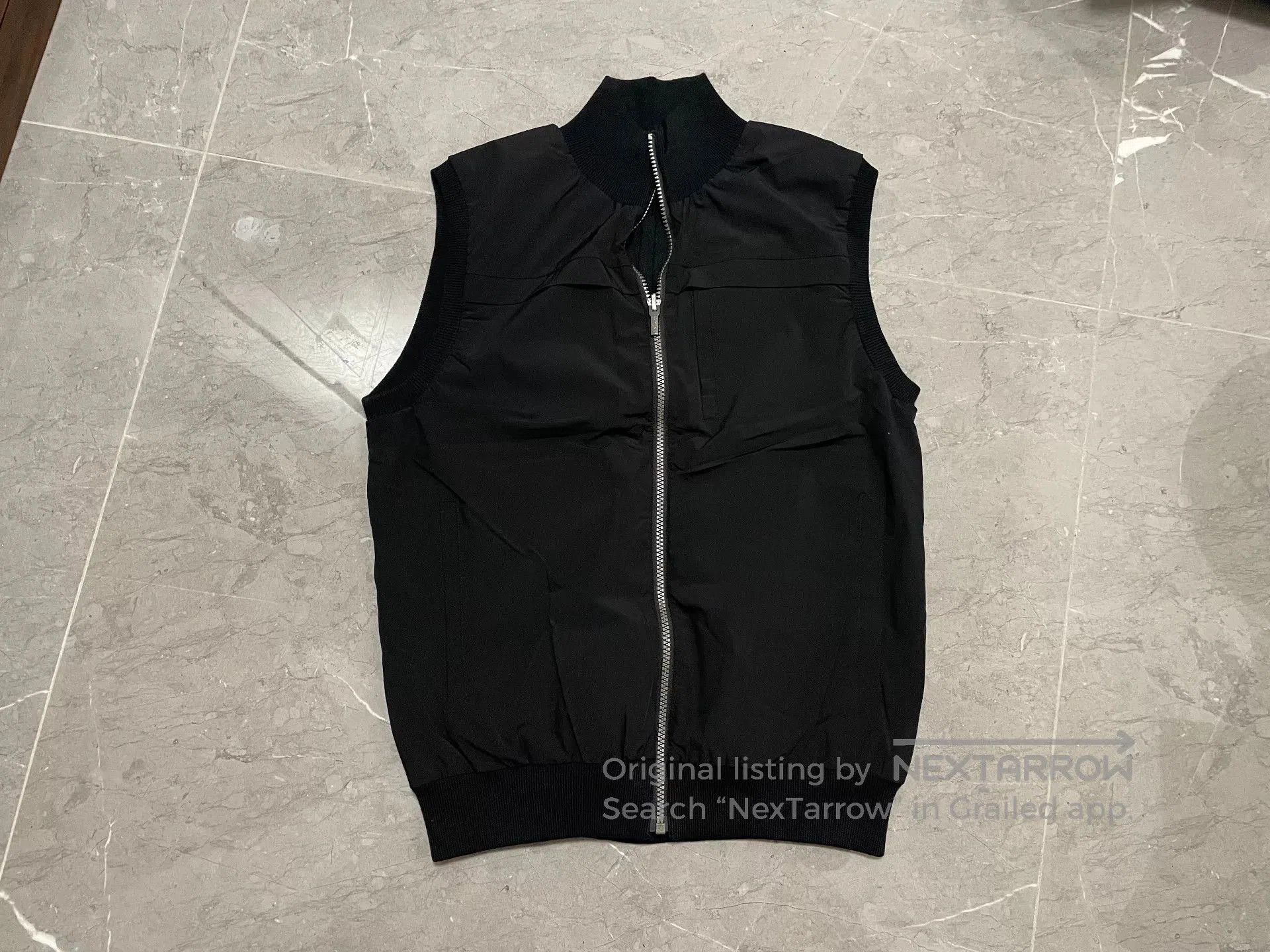 Calvin Klein CK Calvin Klein Men's Cotton Vest. Size US L / EU 52-54 / 3 - 1 Thumbnail