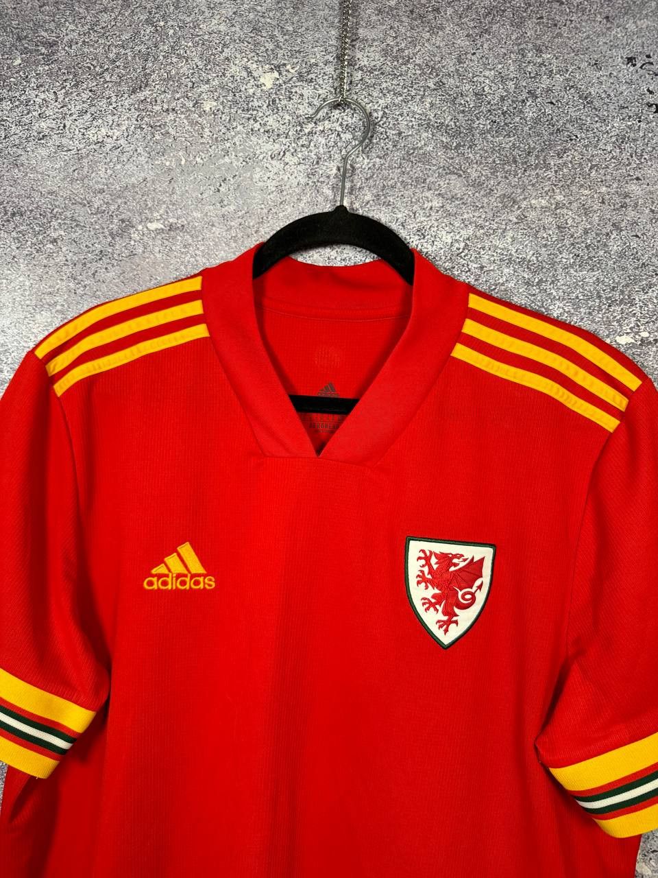 Adidas Wales national Team 2020 Adidas Soccer Jersey XL size Size US XL / EU 56 / 4 - 5 Thumbnail