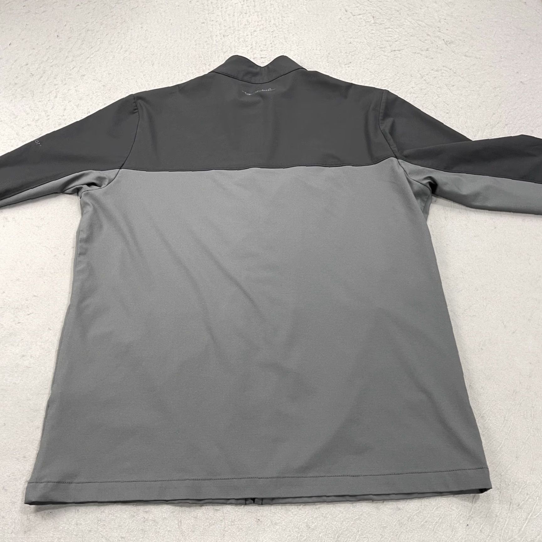 TravisMathew Travis Mathew Jacket Mens Large Black Gray Full Zip Windbreaker Golf Windbreaker Size US L / EU 52-54 / 3 - 7 Thumbnail