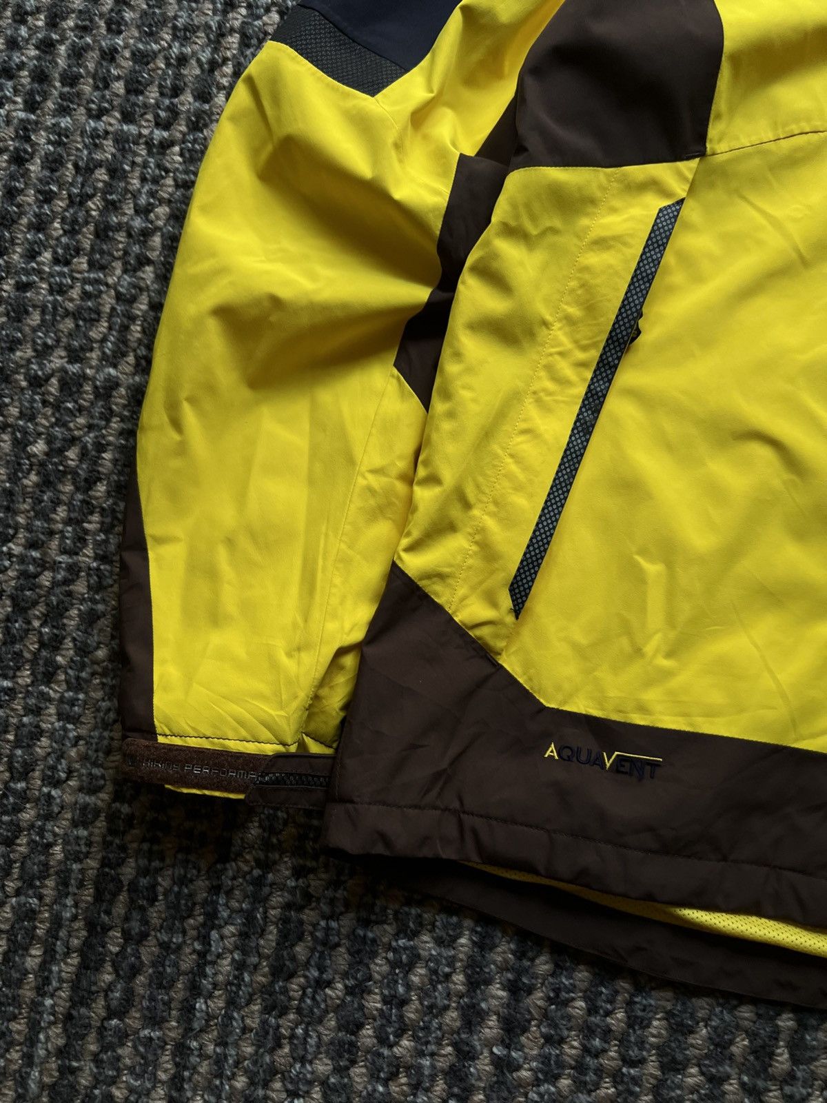 K2 K2 Outdoor Tracking Windbreaker Waterproof Jacket TNF Size US L / EU 52-54 / 3 - 6 Thumbnail