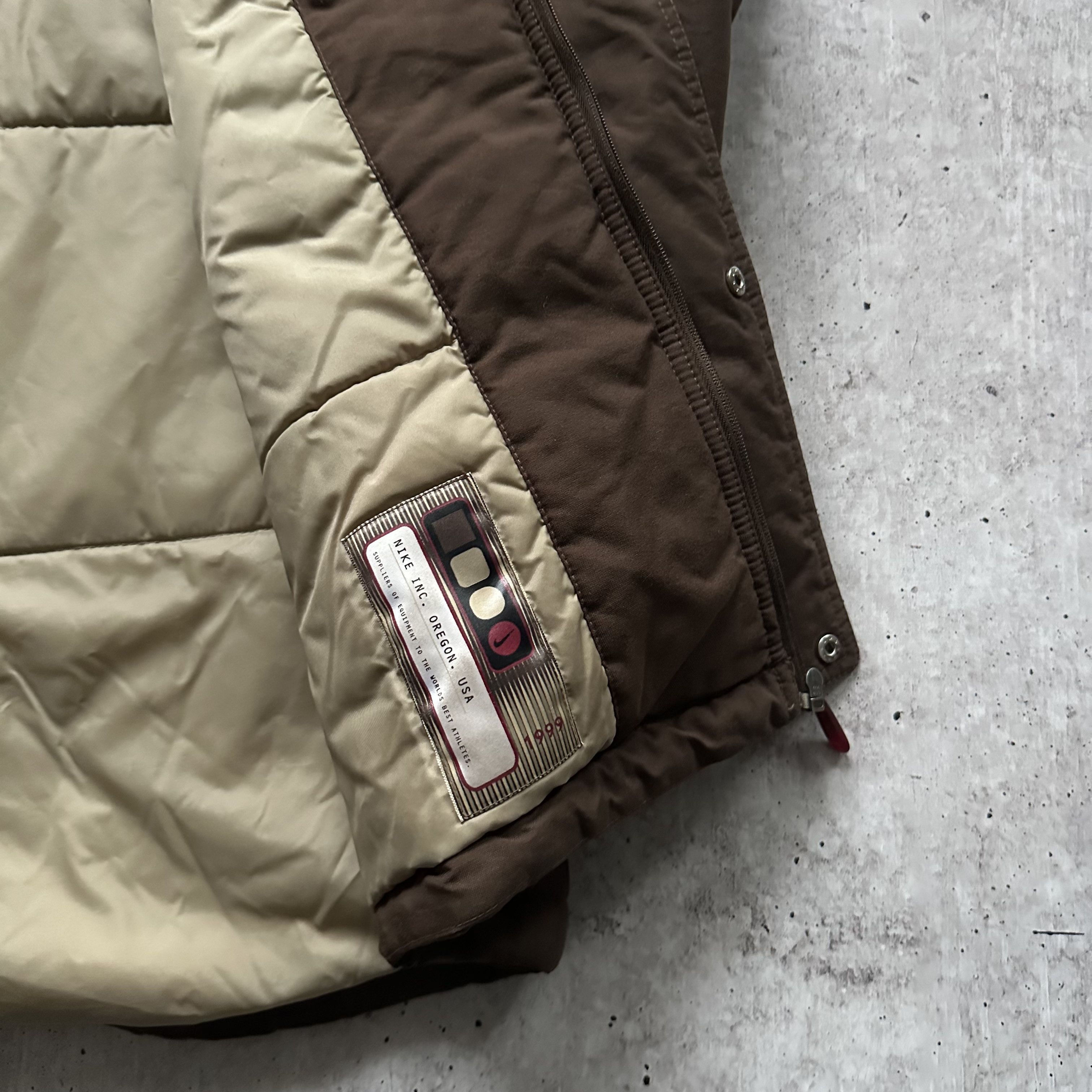 Nike Nike y2k Vintage Oregon Swoosh Logo Hi tech Nylon Jacket Size US S / EU 44-46 / 1 - 8 Thumbnail