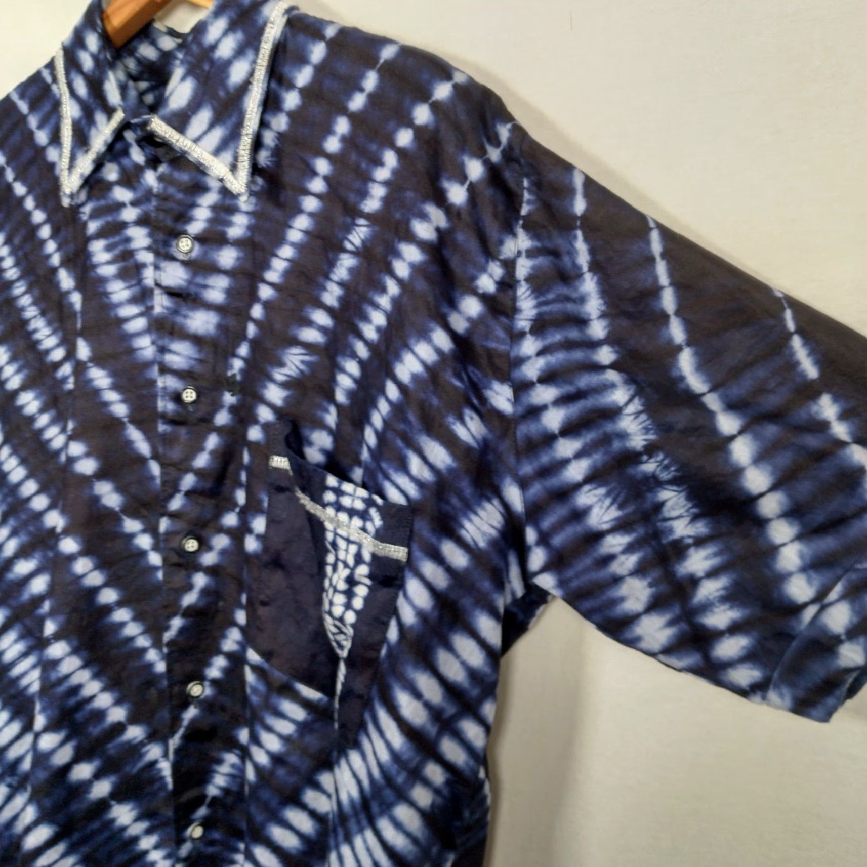 MadeMe VINTAGE Homemade Tie Dye Shirt XL Button Up Blue White Silver Metallic Hippie READ Size US XL / EU 56 / 4 - 3 Thumbnail