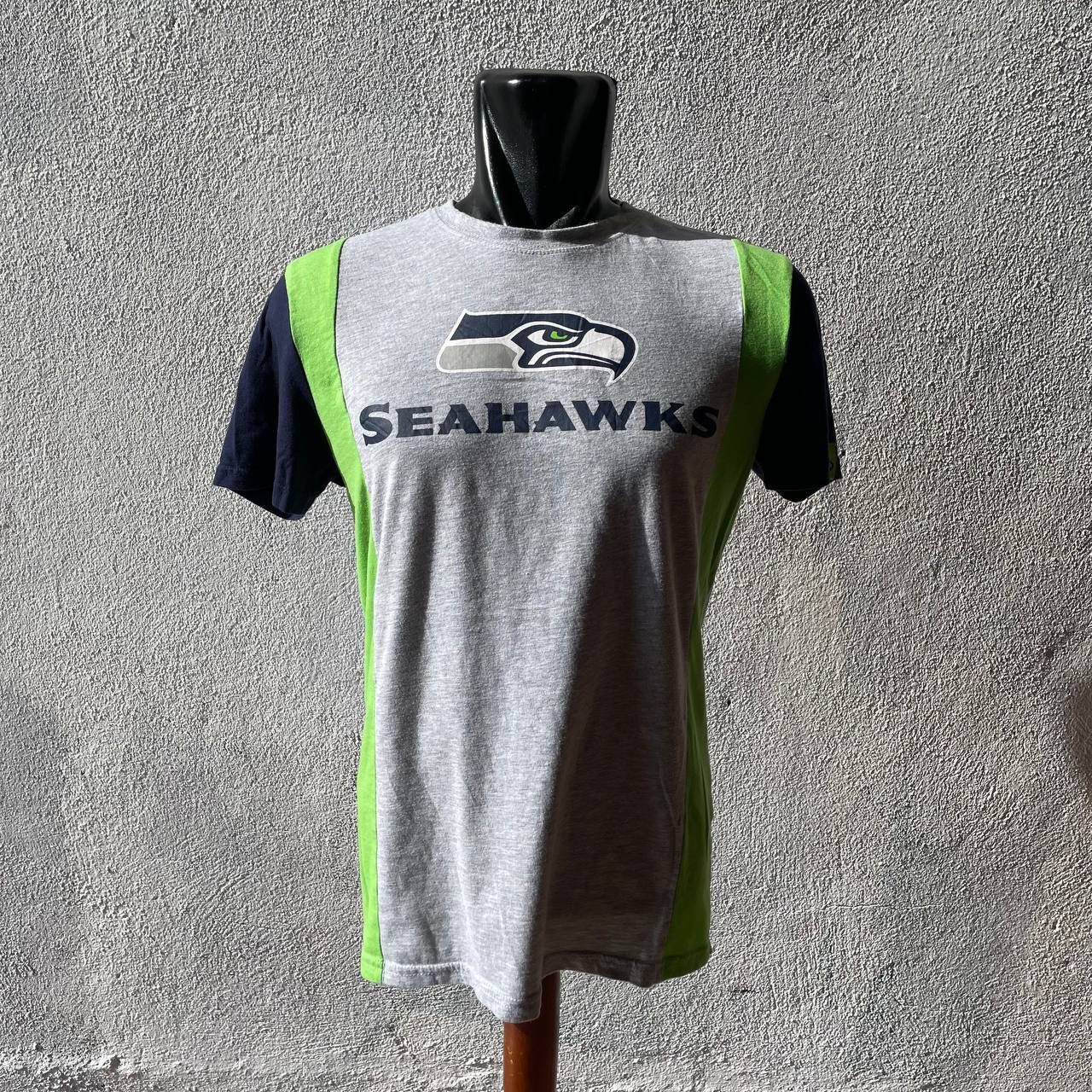 NFL ⭐️SALE⭐️ [S] SEAHAWKS NFL SPORT TSHIRT GRAPHIC Size US S / EU 44-46 / 1 - 1 Thumbnail