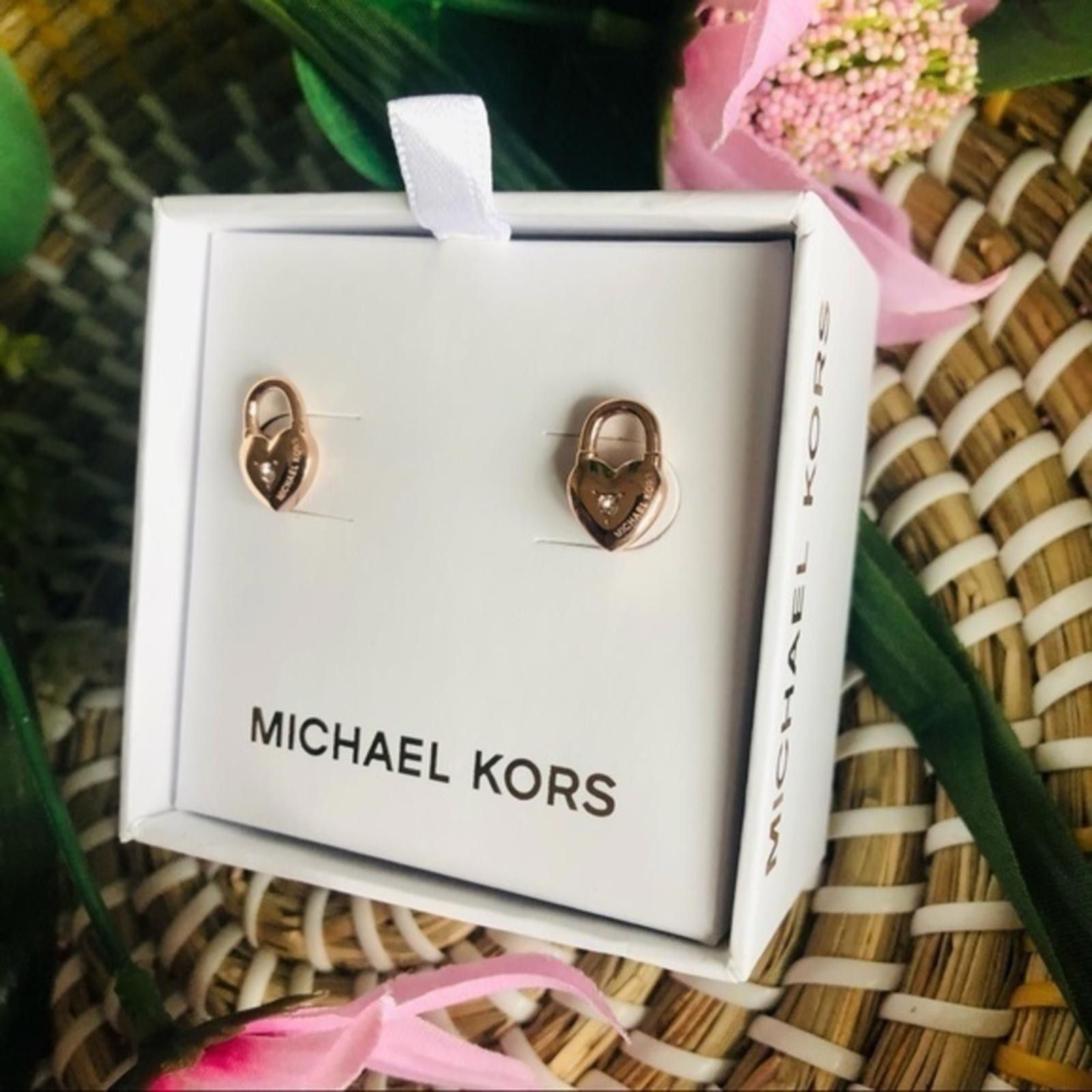 Michael Kors Michael Kors Rose Gold Lock Heart Stud Earrings NWT Size ONE SIZE - 4 Thumbnail