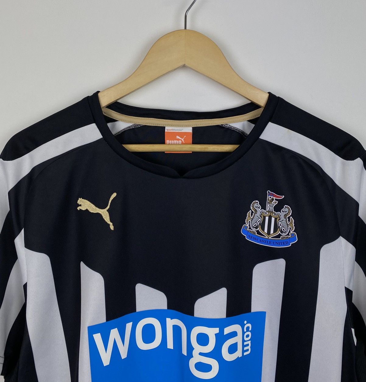 Puma Puma x NewCastle United Soccer Football Jersey Mens Size M Size US M / EU 48-50 / 2 - 2 Thumbnail