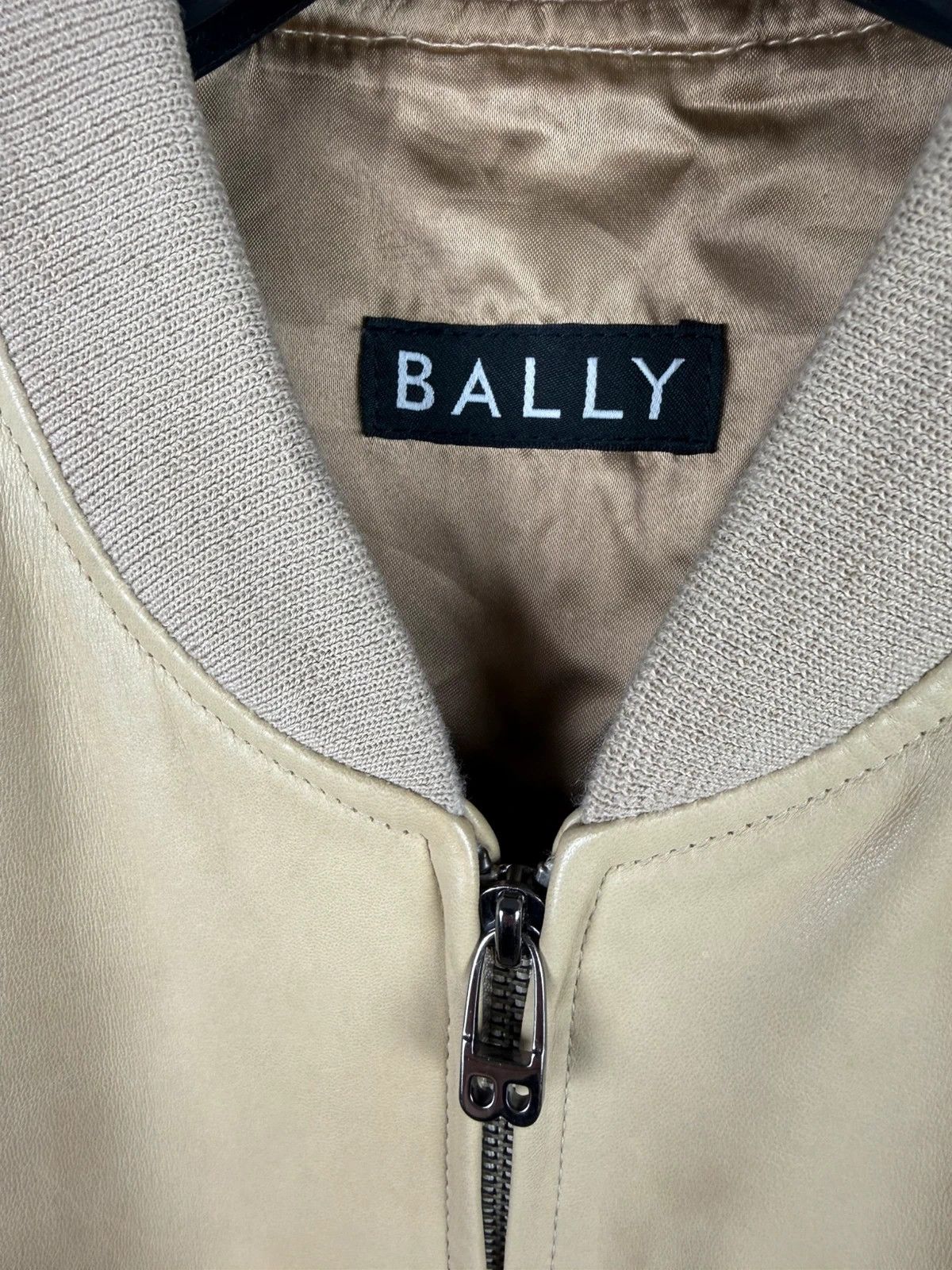 Bally Bally Switzerland Creme Bomber Jacket Genuine Leather Size US M / EU 48-50 / 2 - 3 Thumbnail