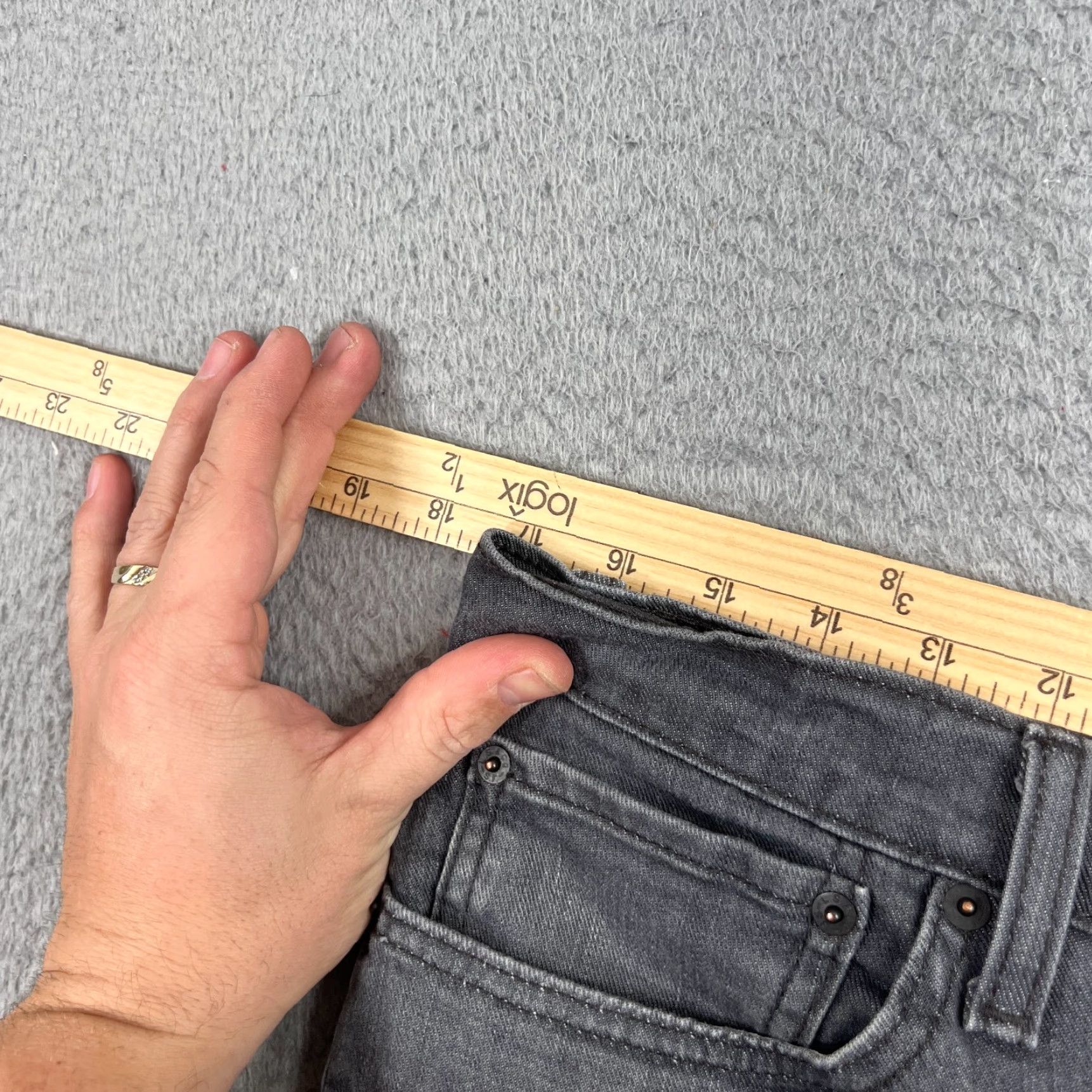 Levi's Levi's 514 Jeans Mens 34x34 Black Straight Leg 5-Pocket Denim Regular Waist Zip Inseam 34 Pockets Logo Size US 34 / EU 50 - 5 Thumbnail