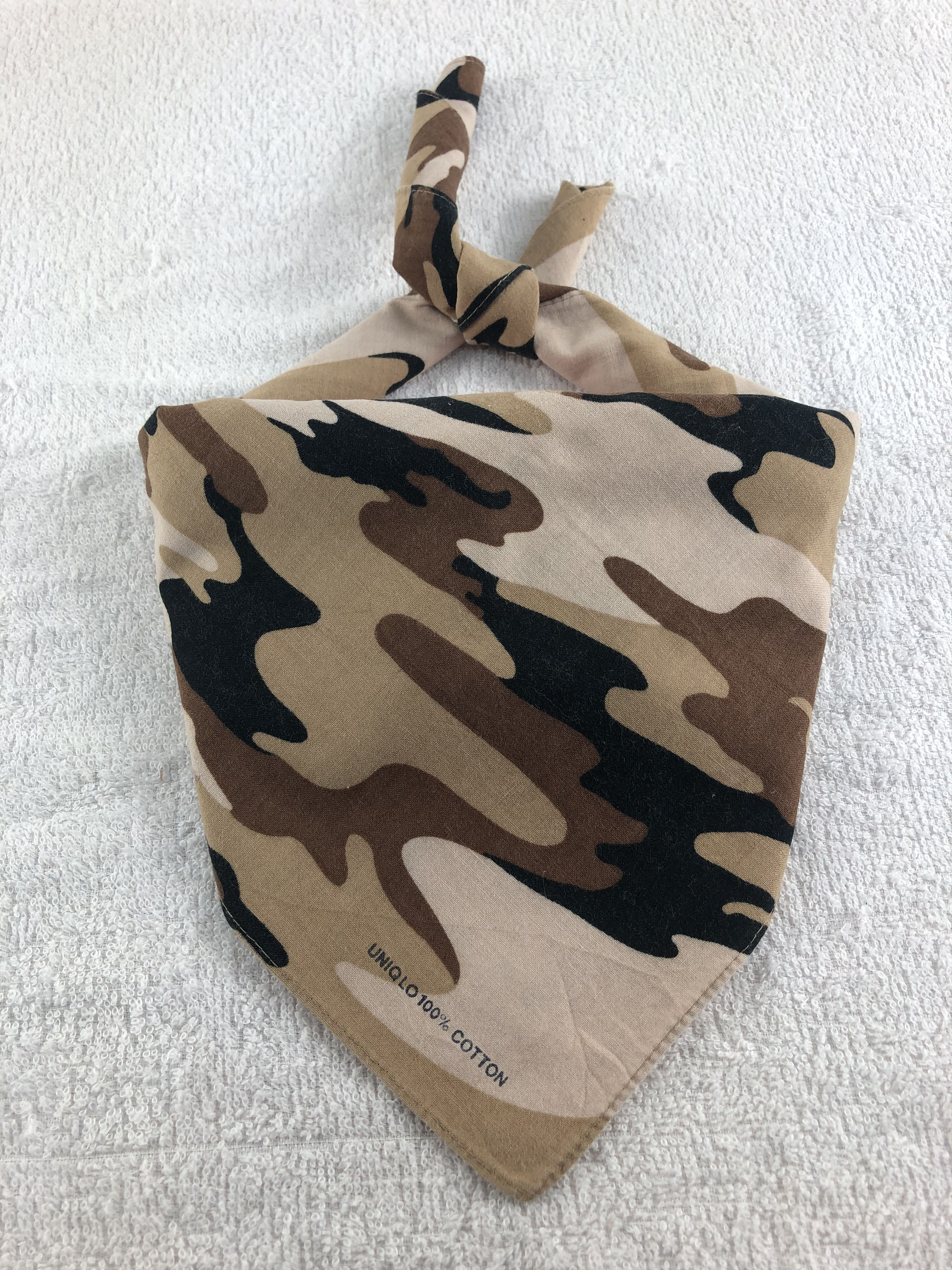 Uniqlo Uniqlo Camo Handkerchief / Bandana / Neckerchief C311 Size ONE SIZE - 1 Thumbnail