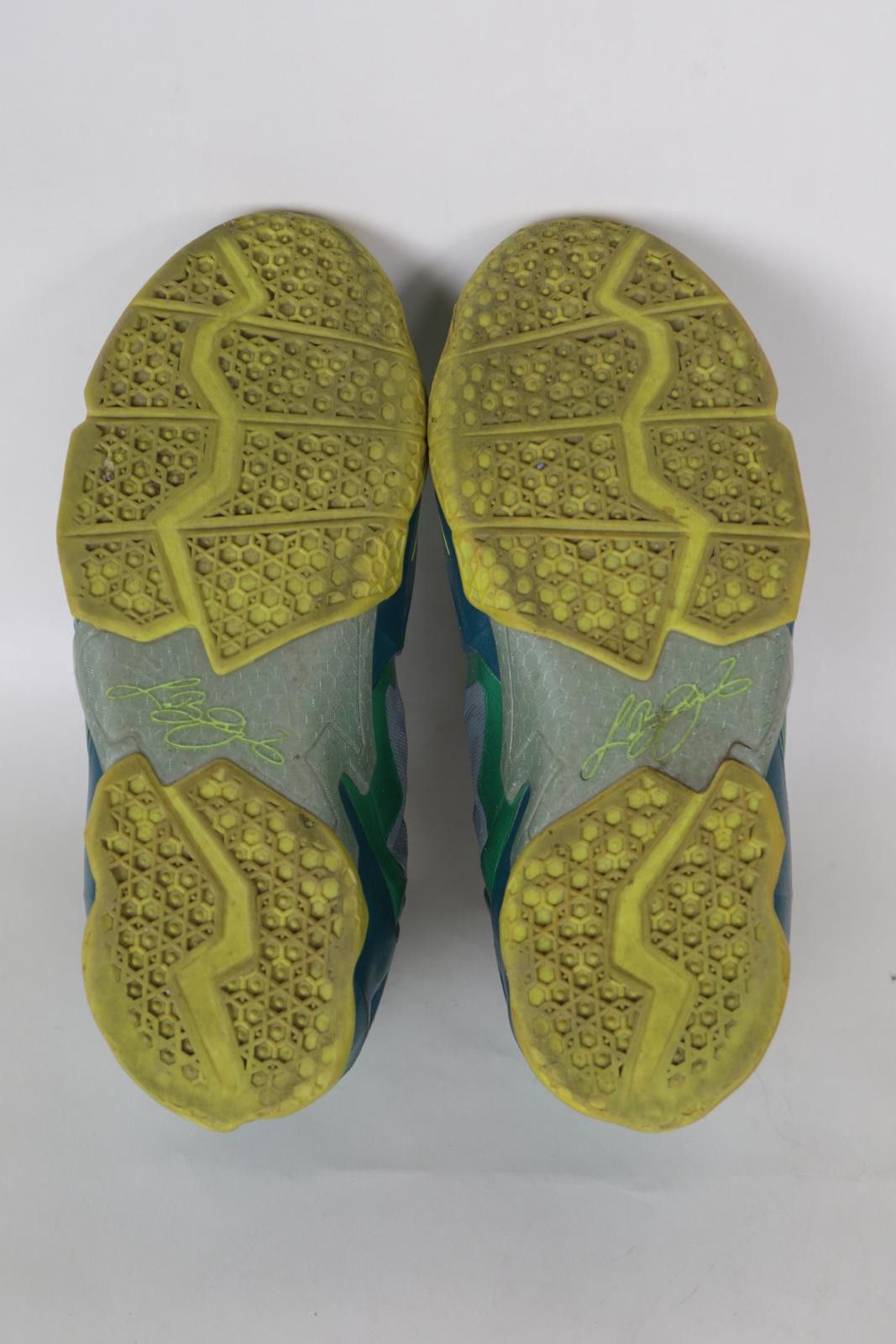 Nike 2013' Nike LeBron 11 T-Rex Basketball Shoe Size US 7 / IT 37 - 6 Thumbnail