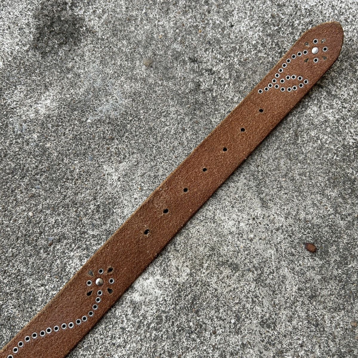 If Six Was Nine Vintage studded leather belt ⚫️ Size ONE SIZE - 17 Thumbnail