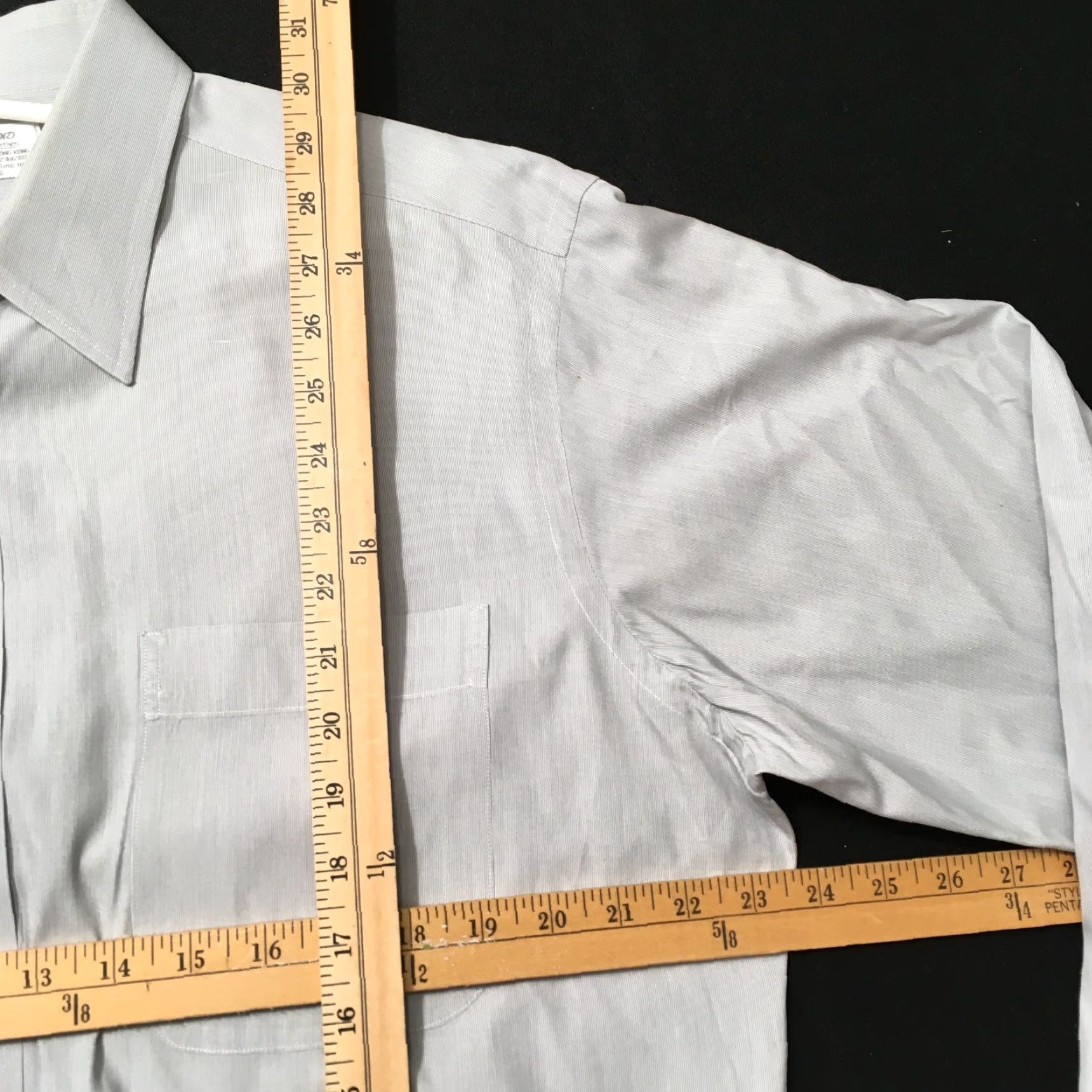 Vintage VINTAGE 80's Deluxe TAILORED GRAY large collar dress shirt L 42-44 Cotton Button-Front Casual Women/Men? Size 42R - 3 Thumbnail