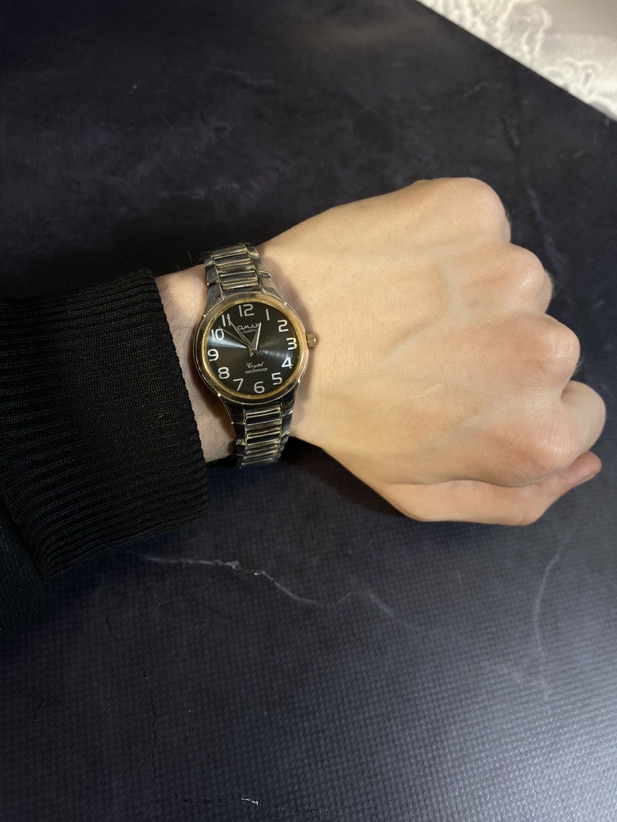 Japanese Brand × Vintage Omax Dark Dial Quartz Watch Japanese Brand Size ONE SIZE - 2 Thumbnail