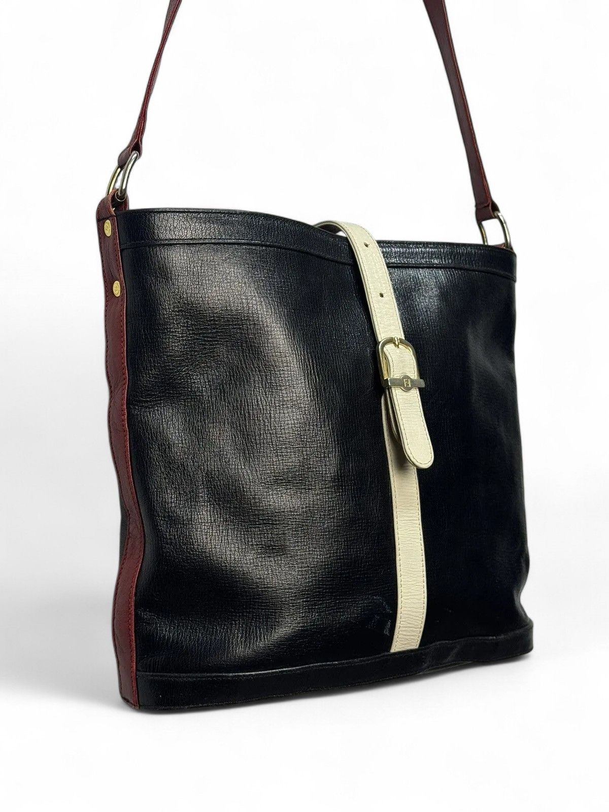 Fendi Fendi Vintage Black Leather Shoulder Bag Classic Luxury Size ONE SIZE - 5 Thumbnail