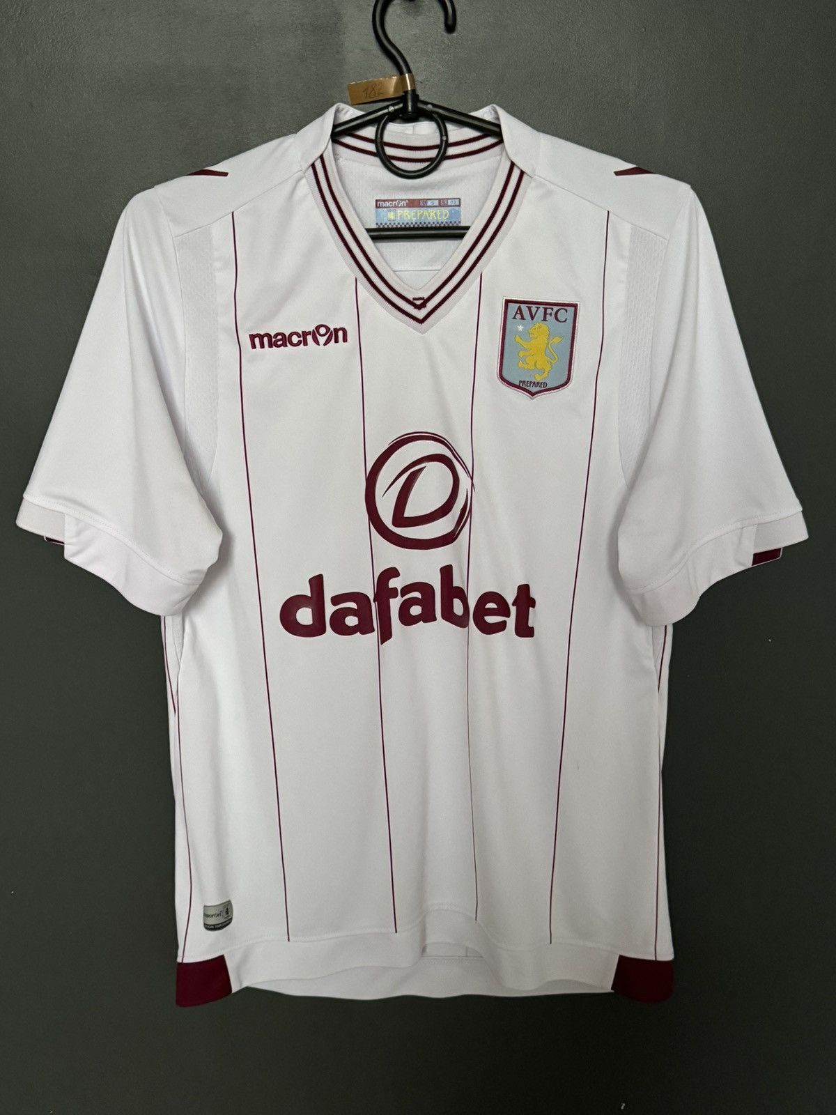 Macron Aston Villa 14/15 Away Football Jersey Size S / US 4 / IT 40 - 1 Thumbnail