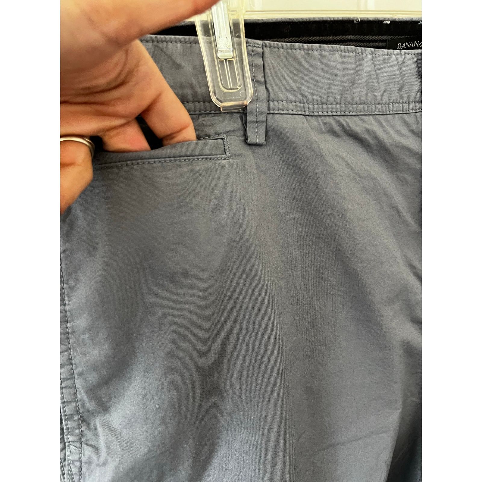 Banana Republic Men’s 38X32 Flat Front Aiden Chino Pants classic slim fit Size US 38 / EU 54 - 2 Thumbnail